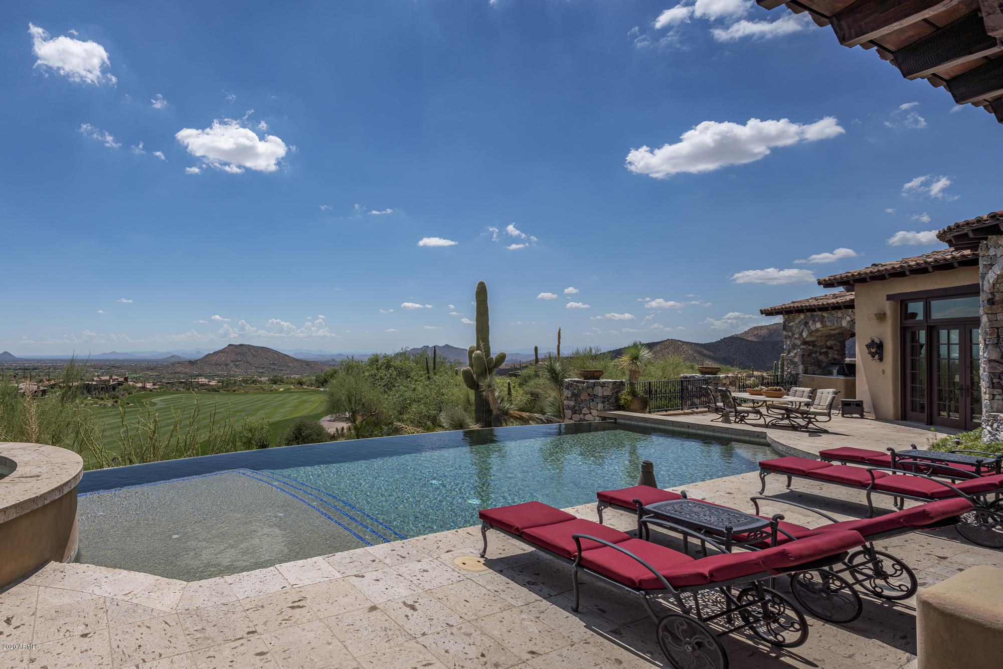 DESERT MOUNTAIN - Residential