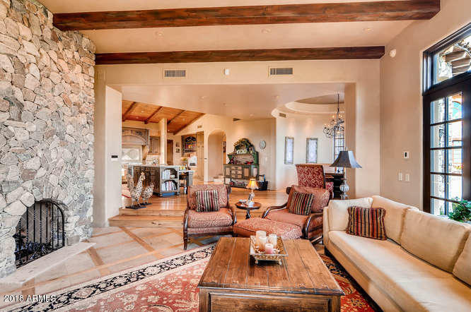 DESERT MOUNTAIN - Residential