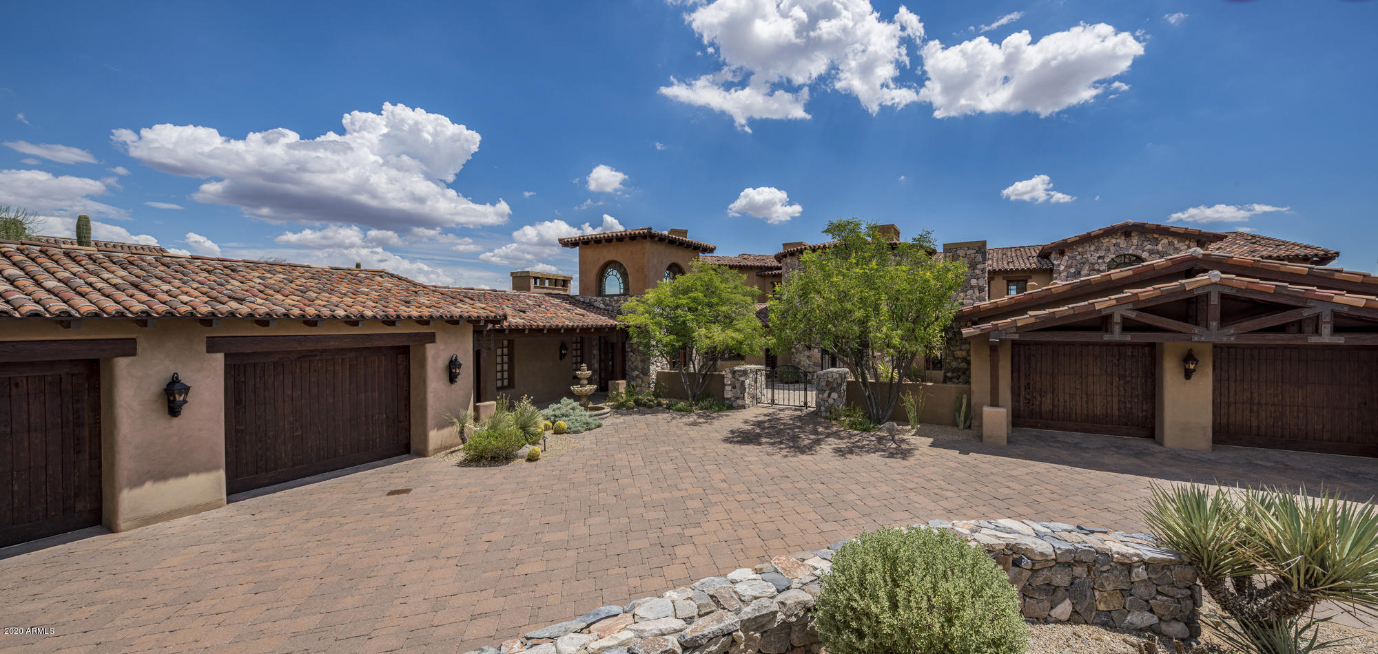 DESERT MOUNTAIN - Residential