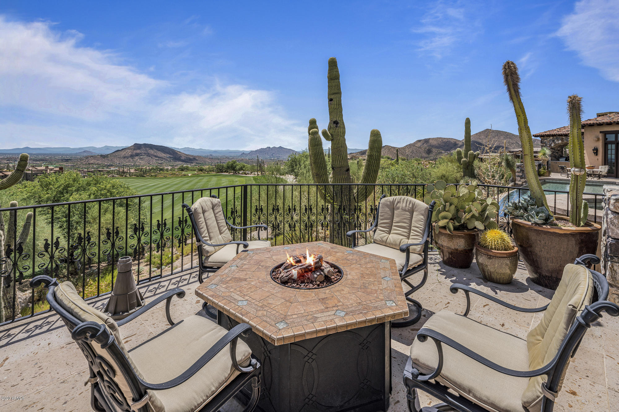 DESERT MOUNTAIN - Residential