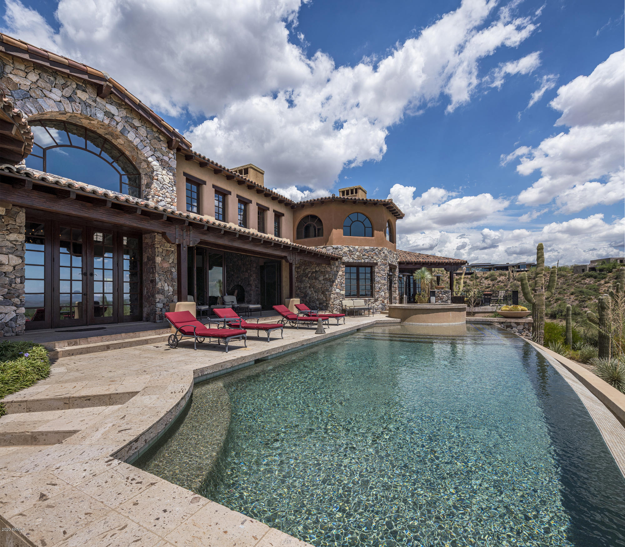 DESERT MOUNTAIN - Residential