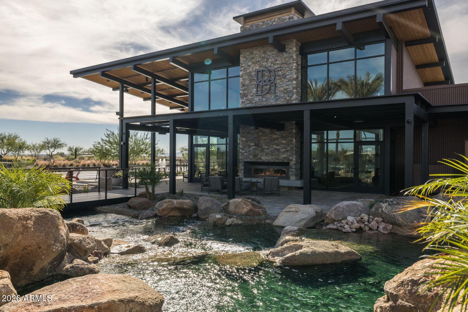 BLOSSOM ROCK PHASE 3 - Residential