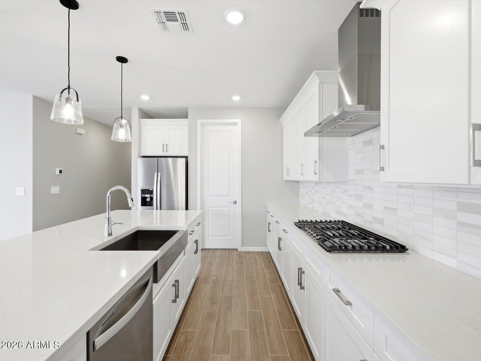 BLOSSOM ROCK PHASE 3 - Residential