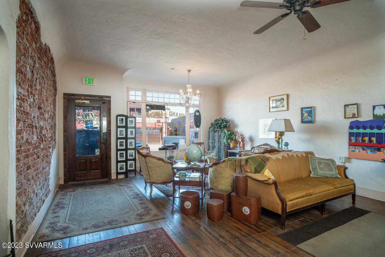 Under 5 Acres - Commercial Sale
