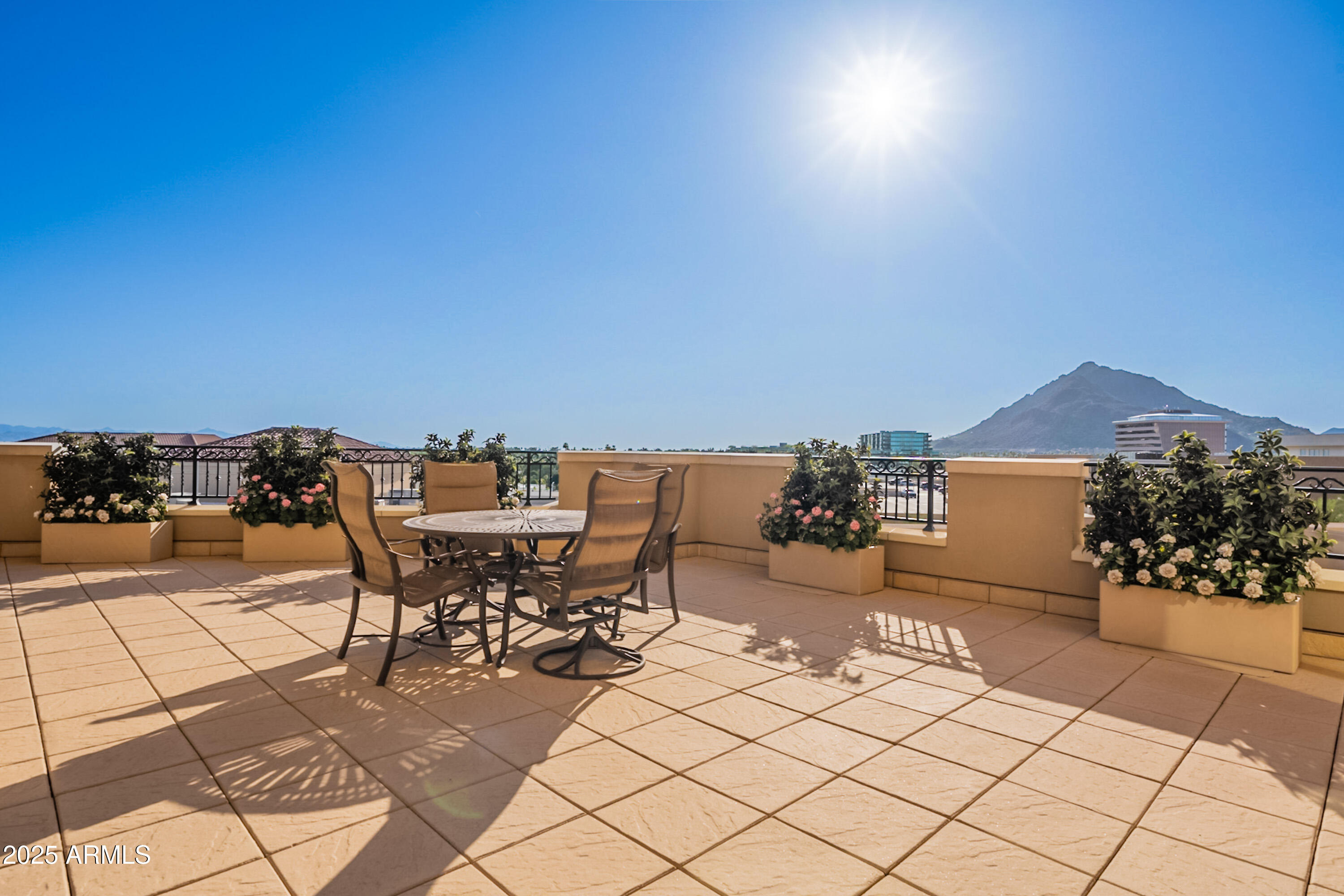 SCOTTSDALE WATERFRONT RESIDENCES CONDOMINIUM - Residential