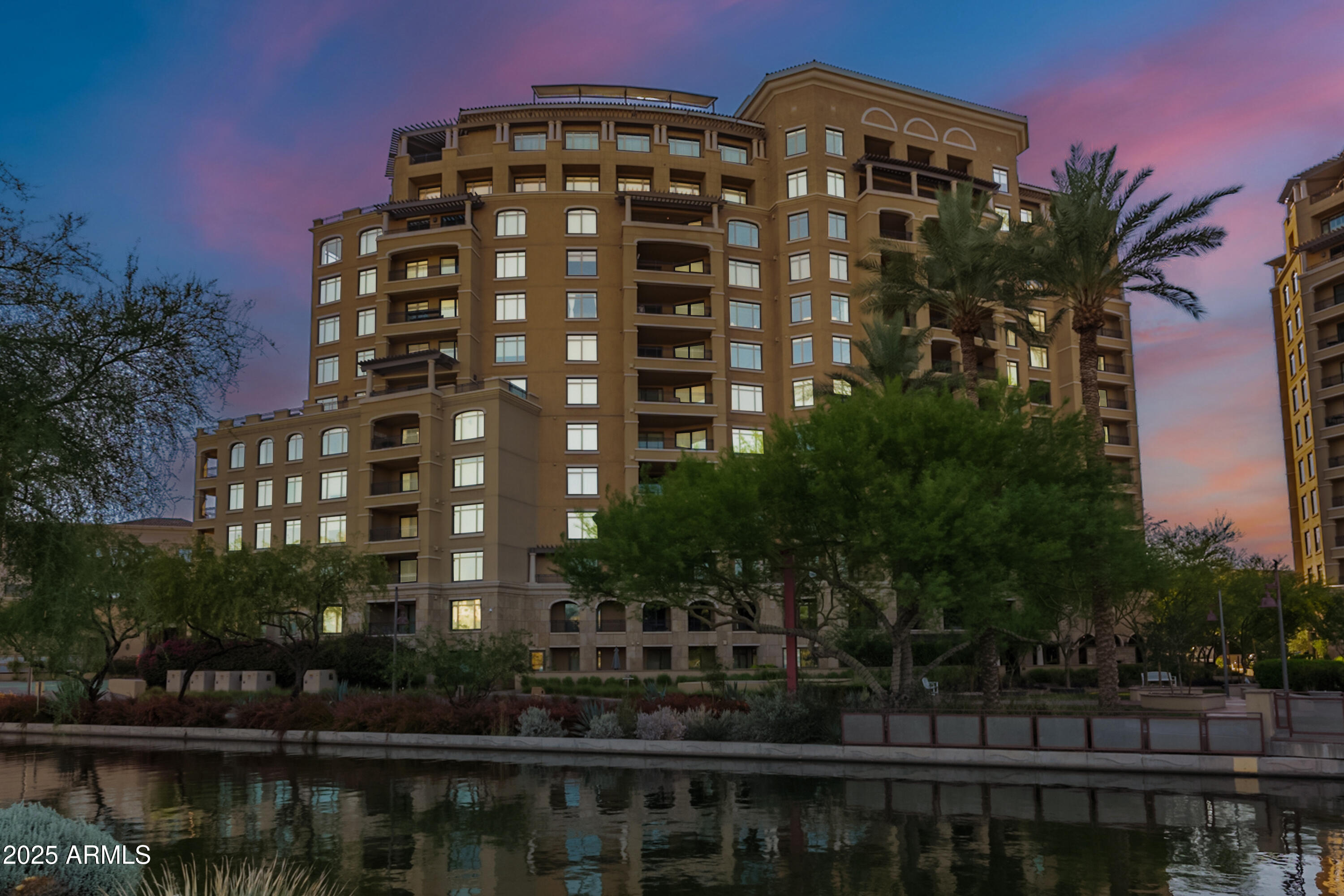 SCOTTSDALE WATERFRONT RESIDENCES CONDOMINIUM - Residential