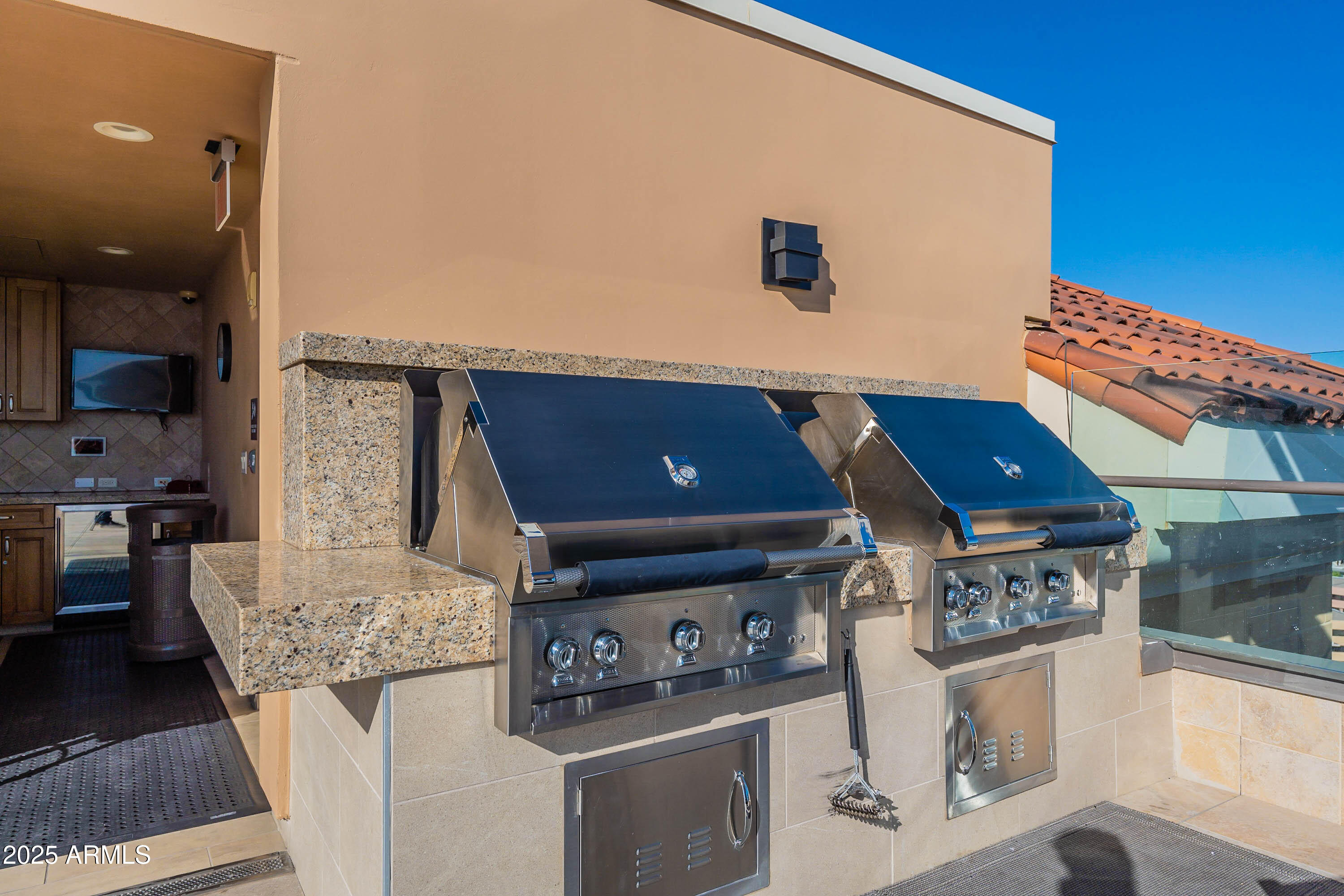SCOTTSDALE WATERFRONT RESIDENCES CONDOMINIUM - Residential