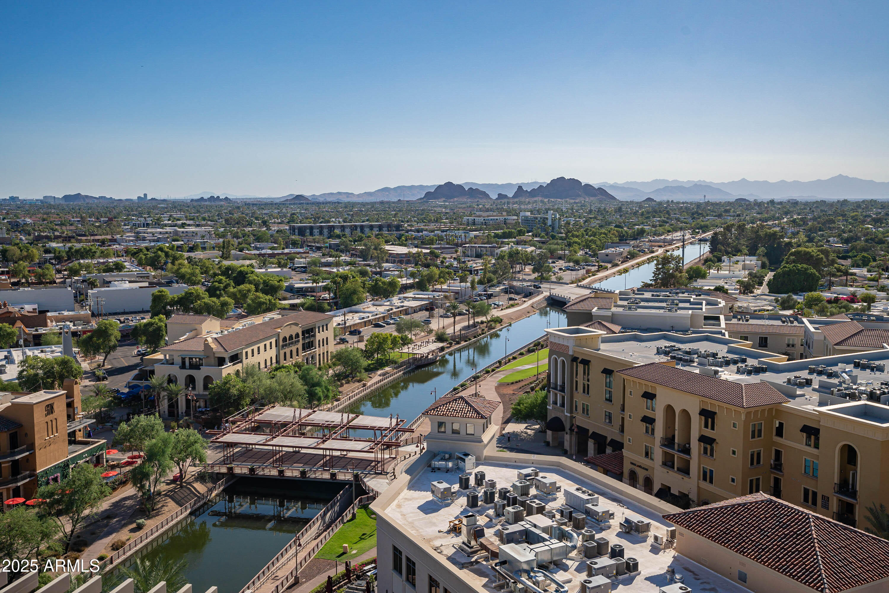 SCOTTSDALE WATERFRONT RESIDENCES CONDOMINIUM - Residential