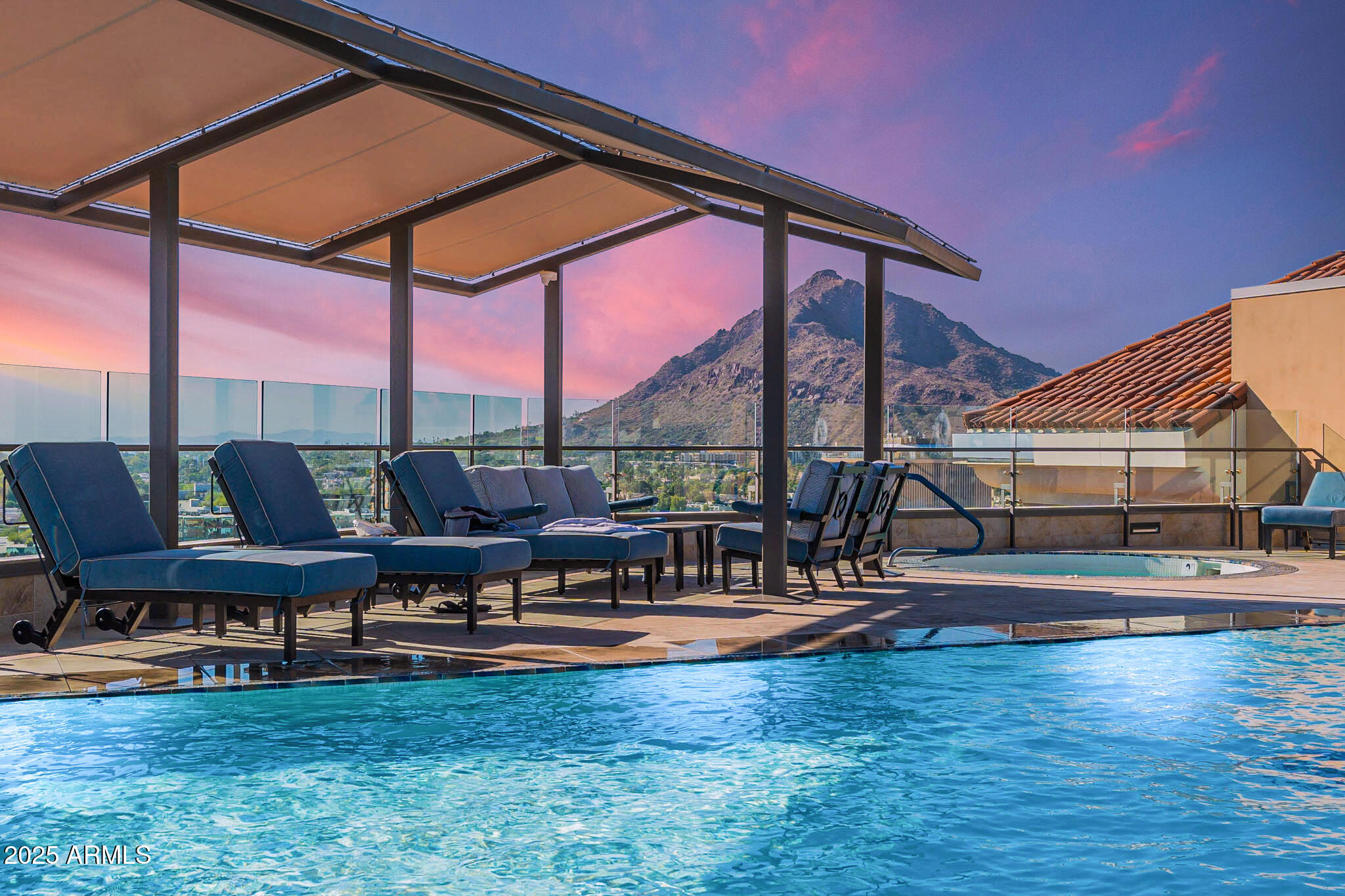 SCOTTSDALE WATERFRONT RESIDENCES CONDOMINIUM - Residential