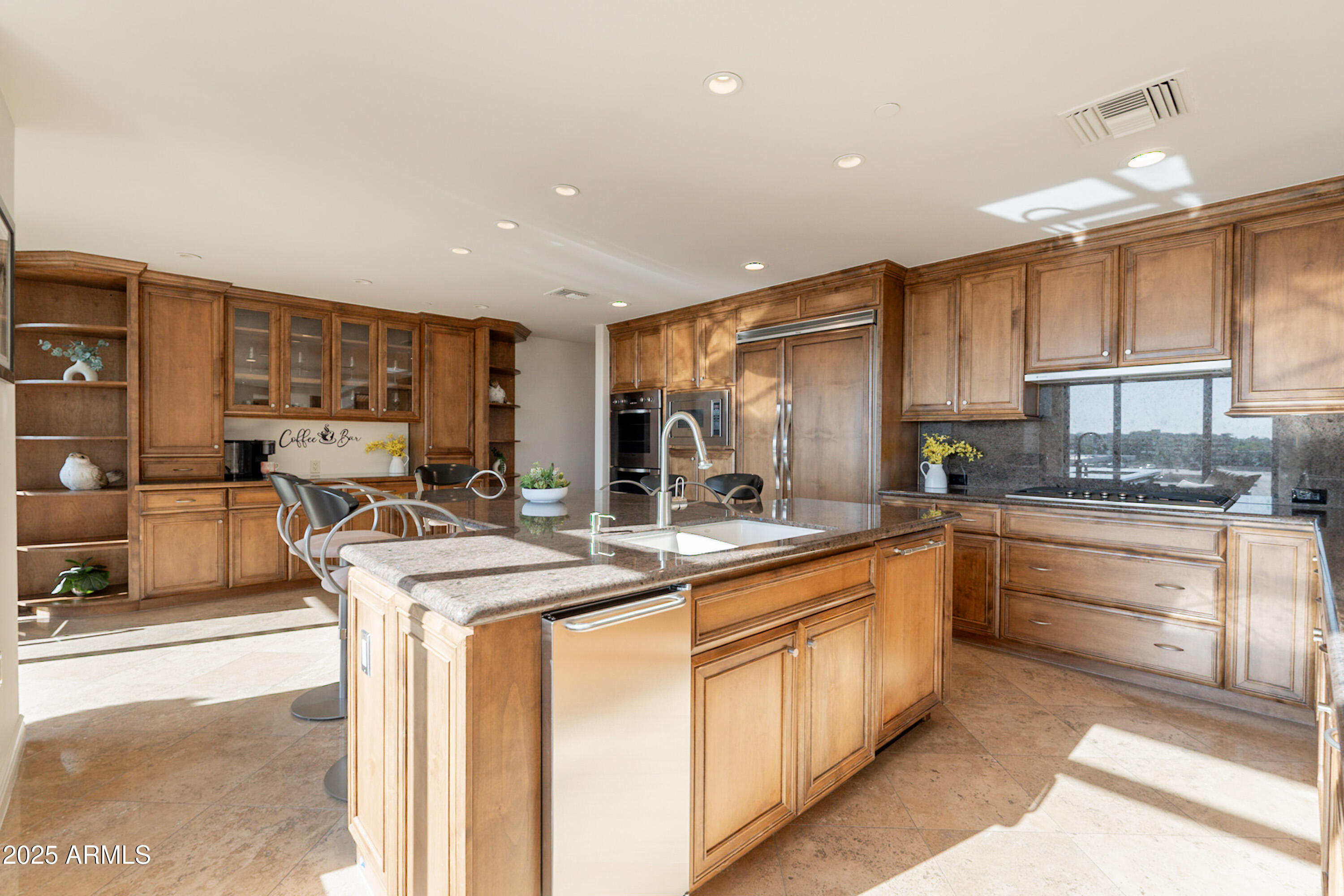 SCOTTSDALE WATERFRONT RESIDENCES CONDOMINIUM - Residential