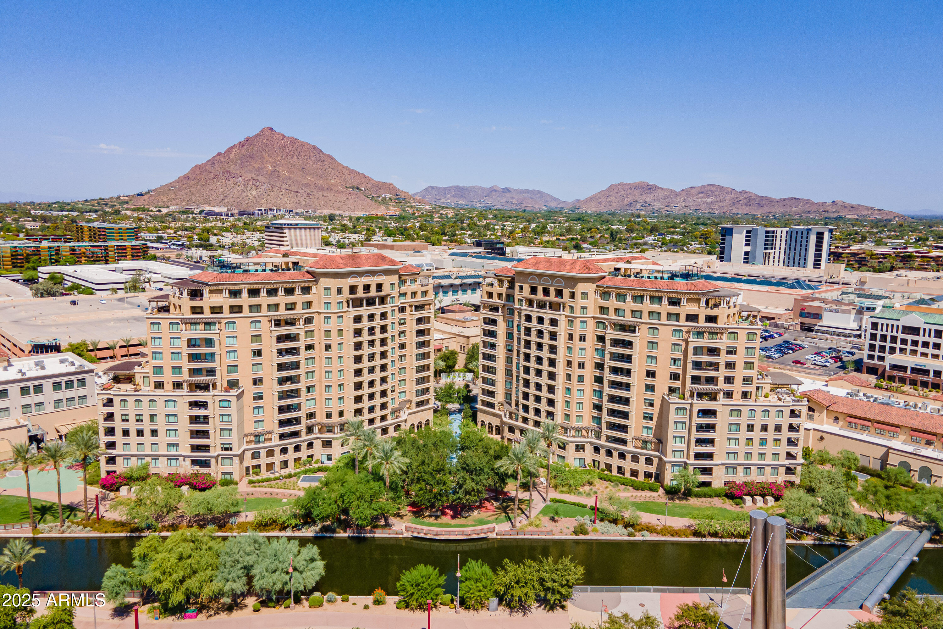 SCOTTSDALE WATERFRONT RESIDENCES CONDOMINIUM - Residential