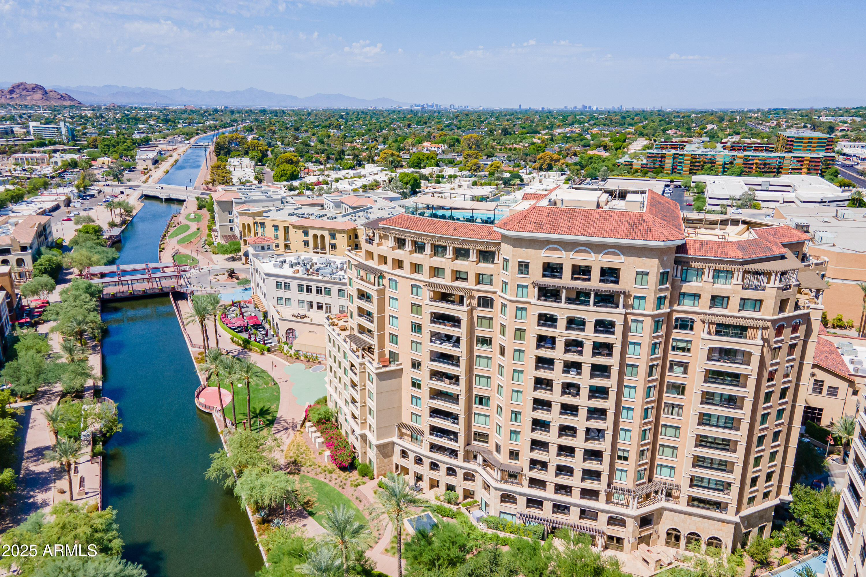 SCOTTSDALE WATERFRONT RESIDENCES CONDOMINIUM - Residential