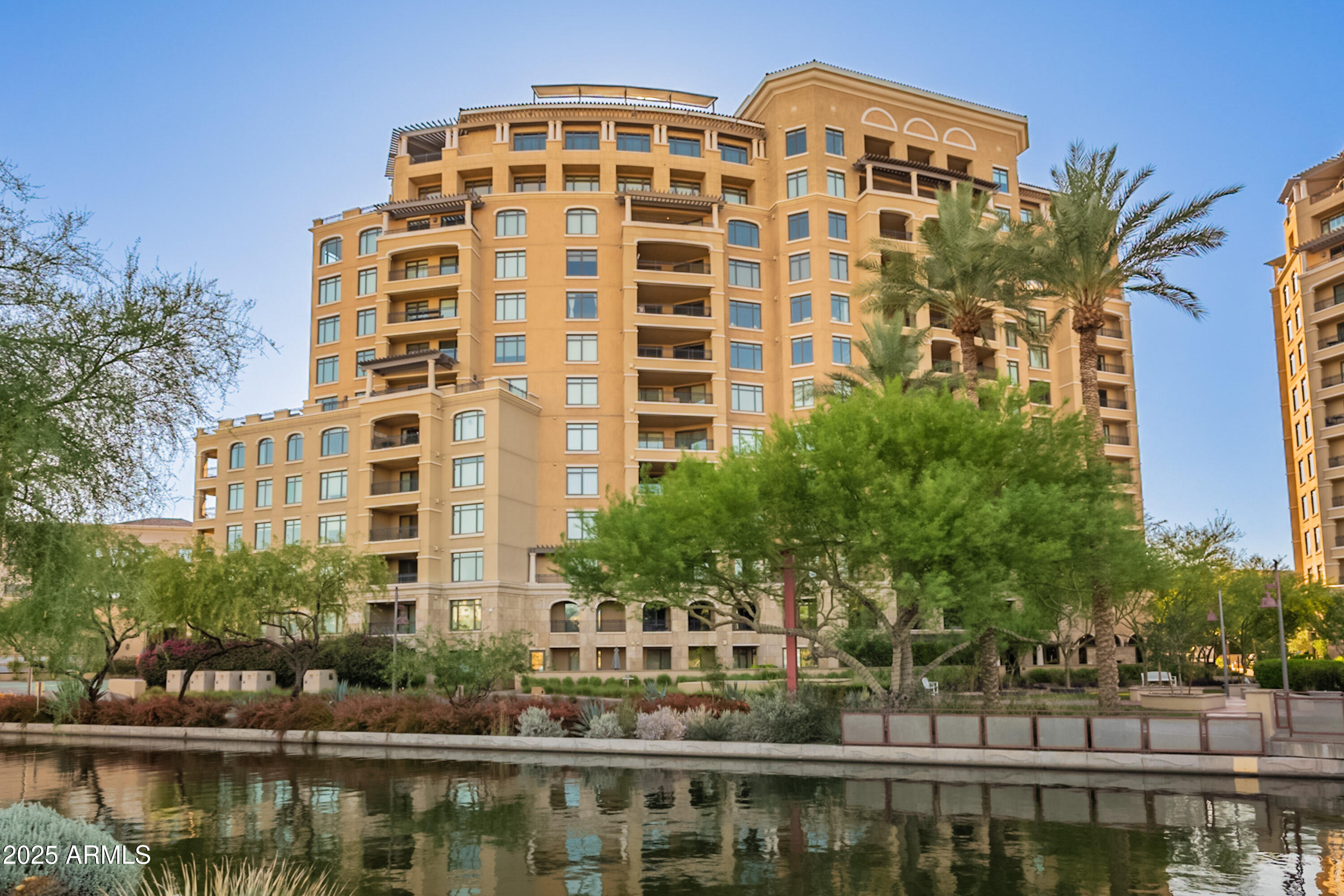 SCOTTSDALE WATERFRONT RESIDENCES CONDOMINIUM - Residential