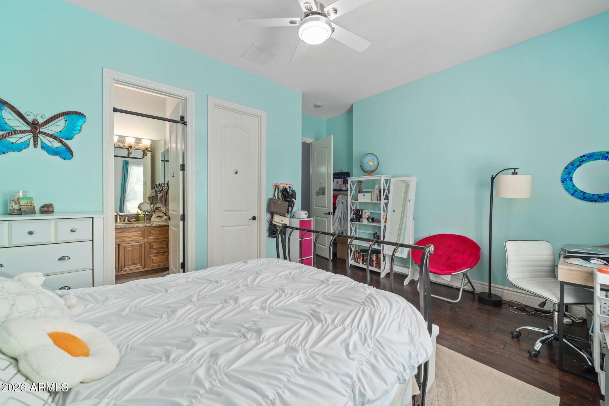 County Island - Residential