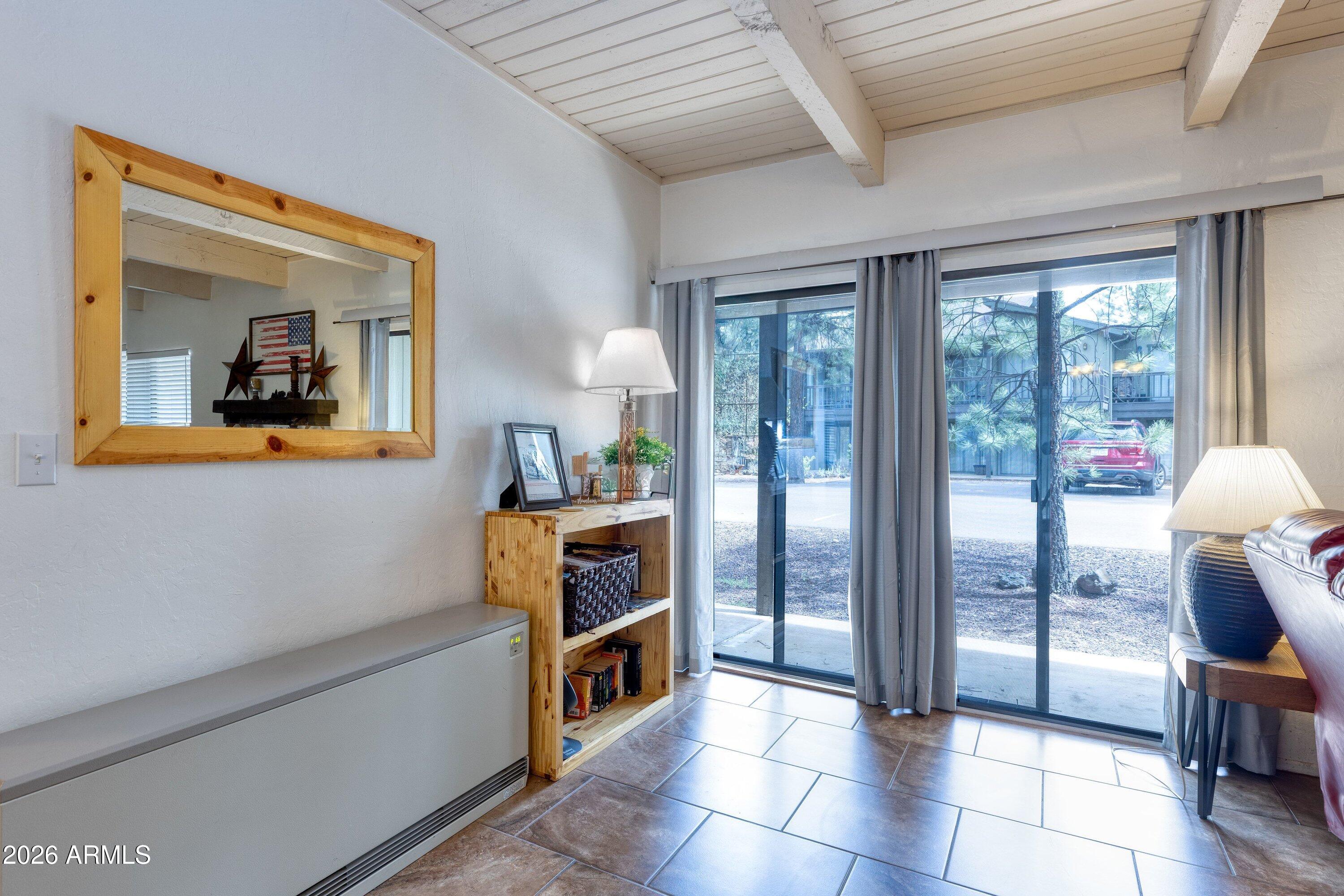 PINETOP LAKES COUNTRY CLUB SPORTS VILLAGE UNIT 2 - Residential