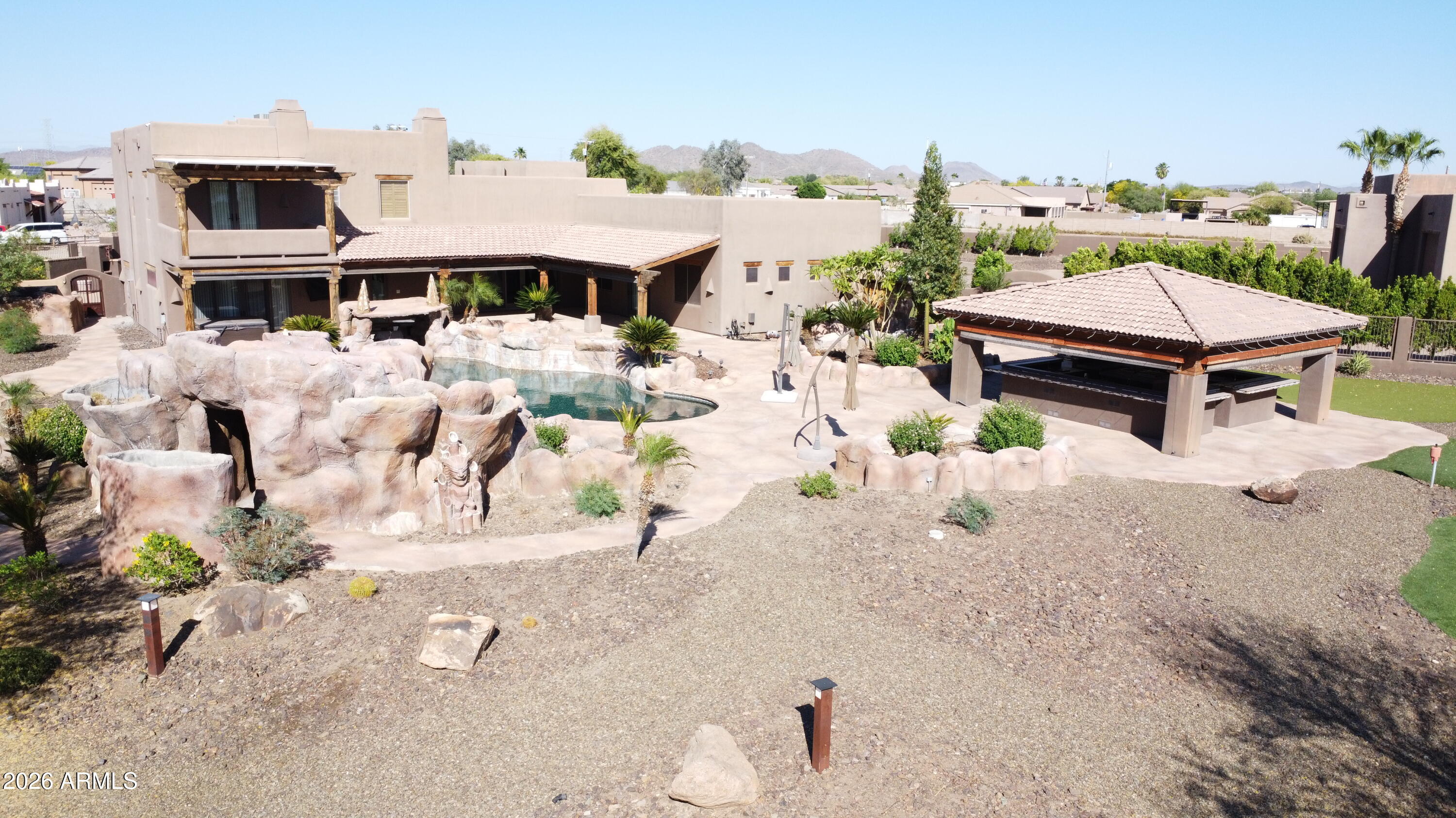 COUNTY ISLAND - Residential
