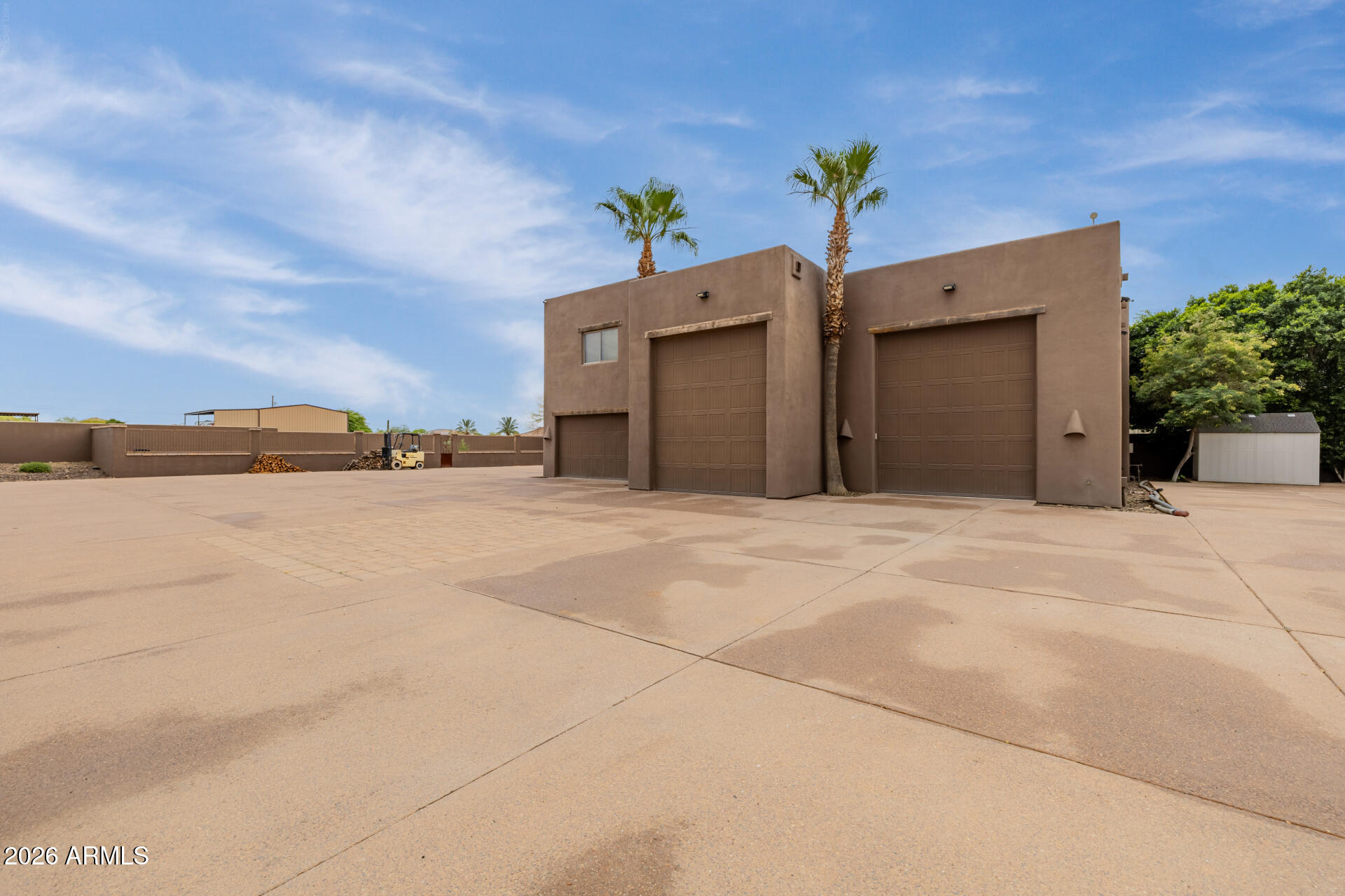COUNTY ISLAND - Residential