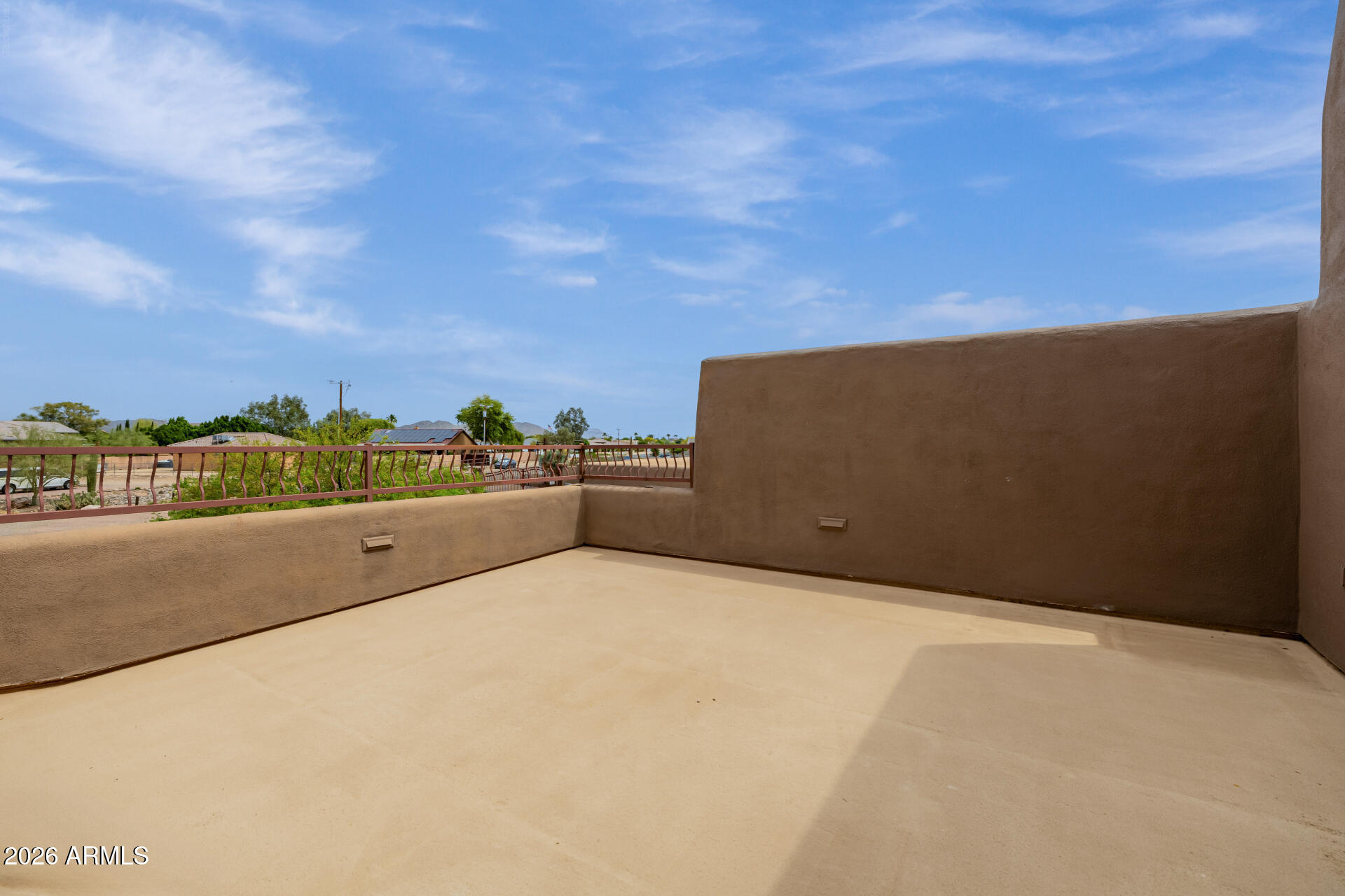 COUNTY ISLAND - Residential