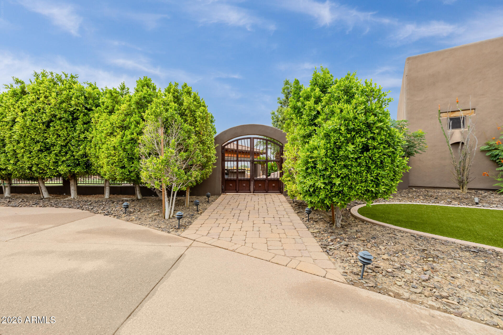 COUNTY ISLAND - Residential
