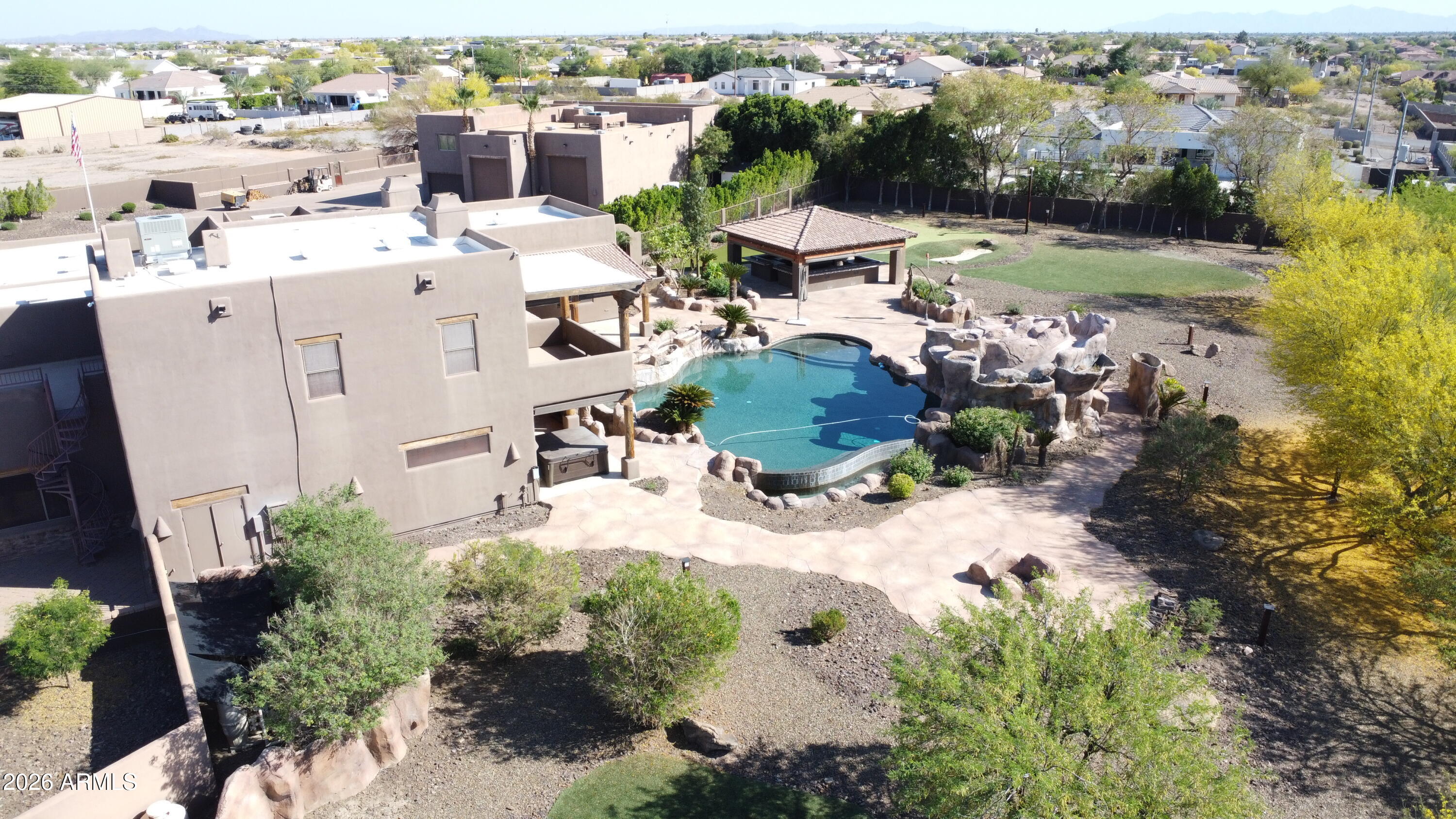 COUNTY ISLAND - Residential