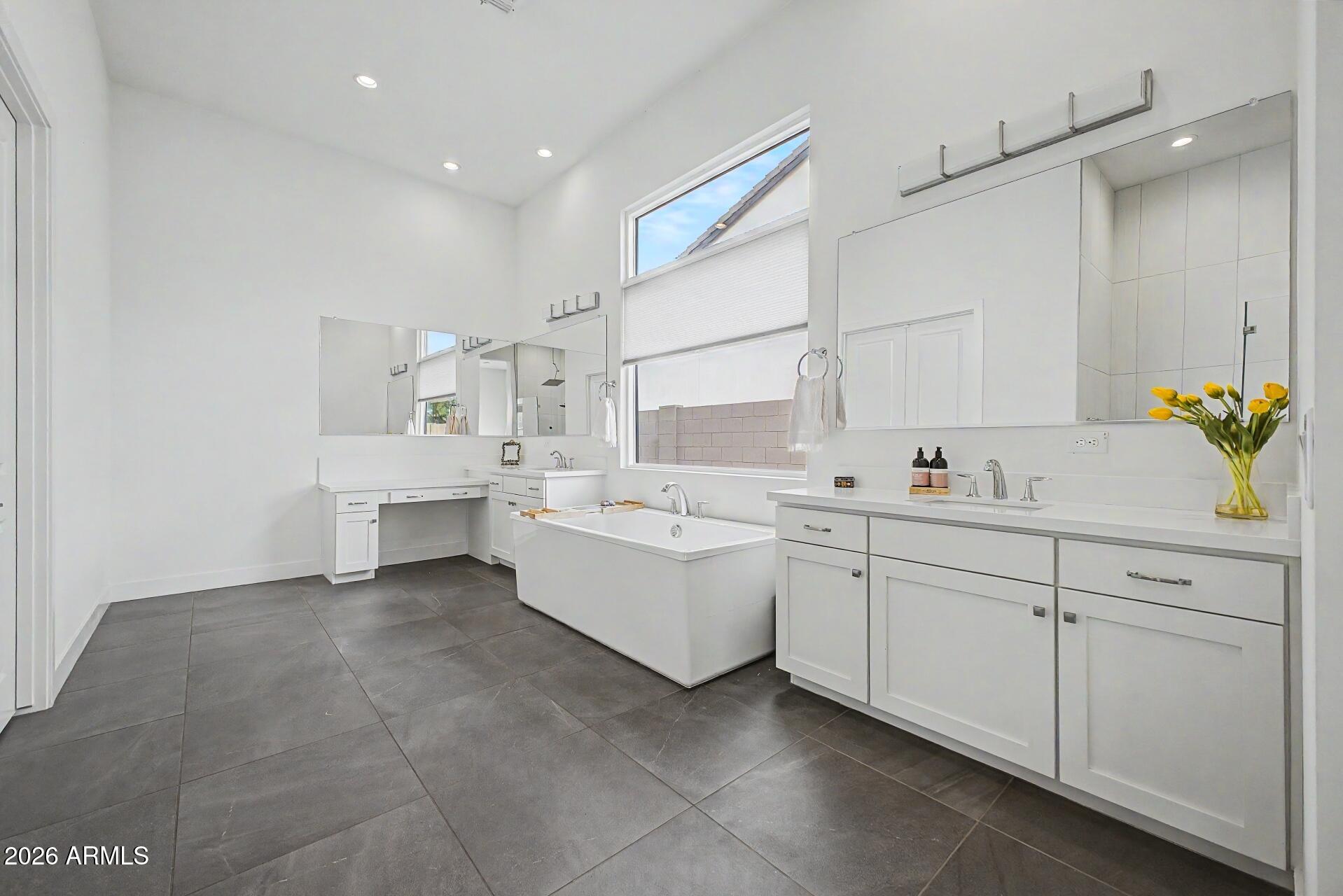 BRIDLE RANCH - Residential
