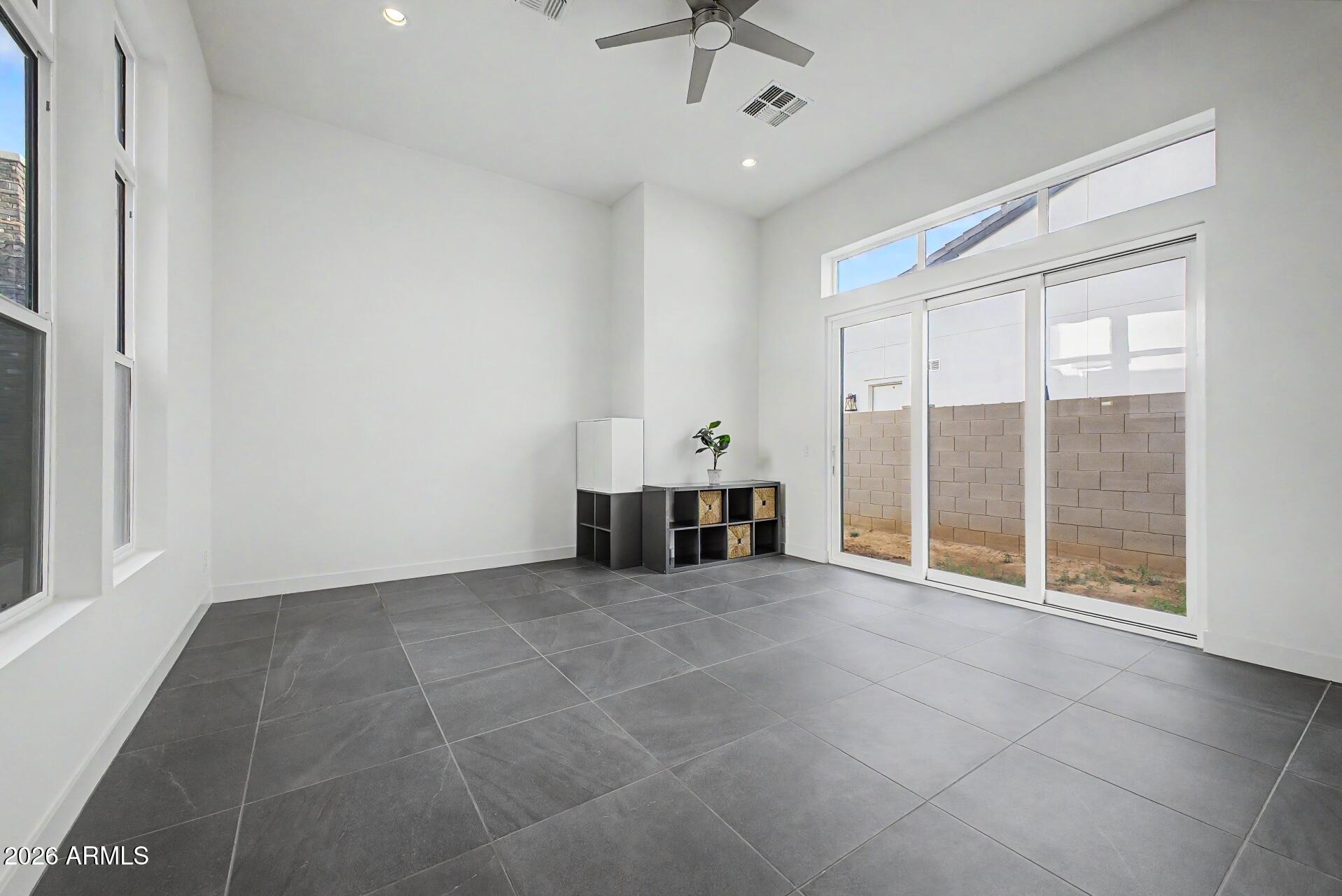BRIDLE RANCH - Residential
