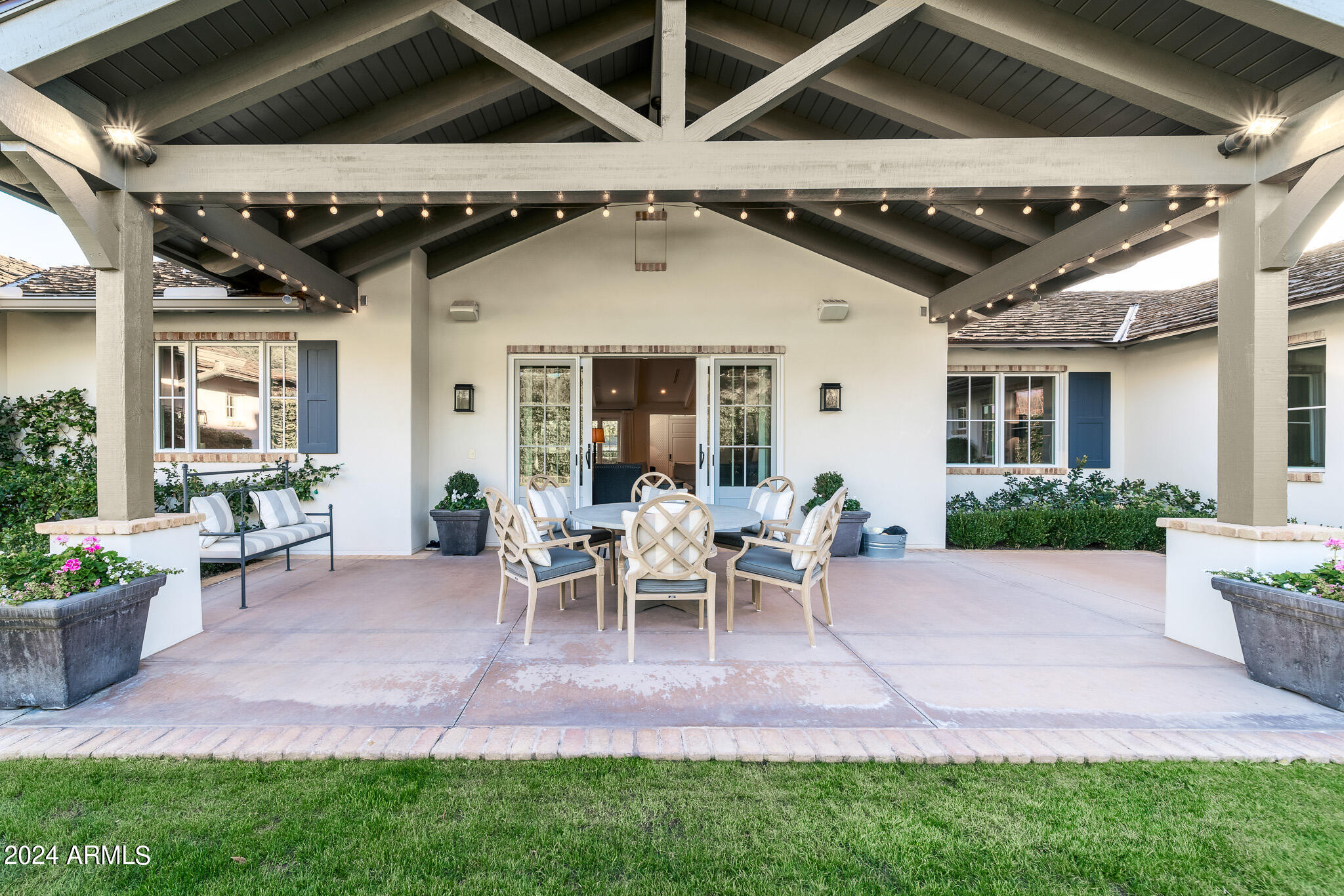 LA MAZA VILLA 1 - Residential