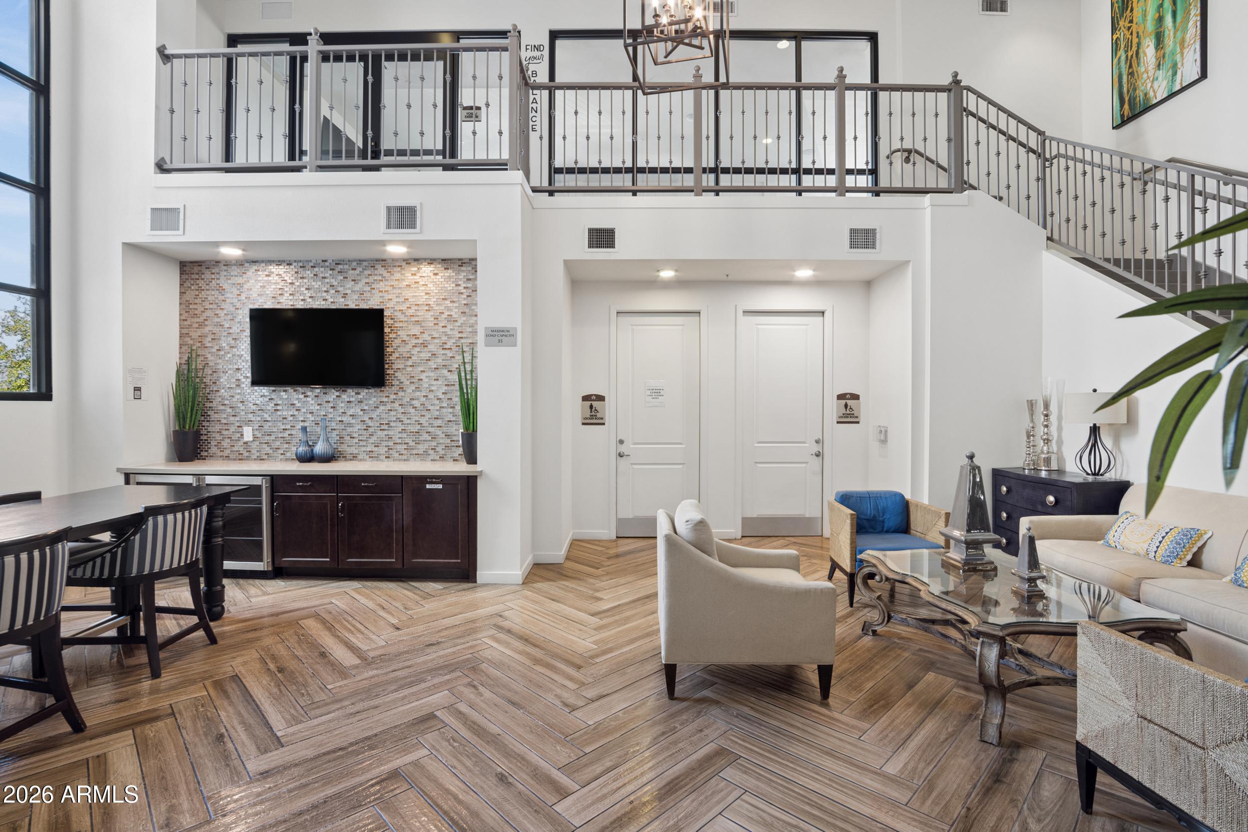 CAYS AT DOWNTOWN OCOTILLO CONDOMINIUM AMD REPLAT - Residential
