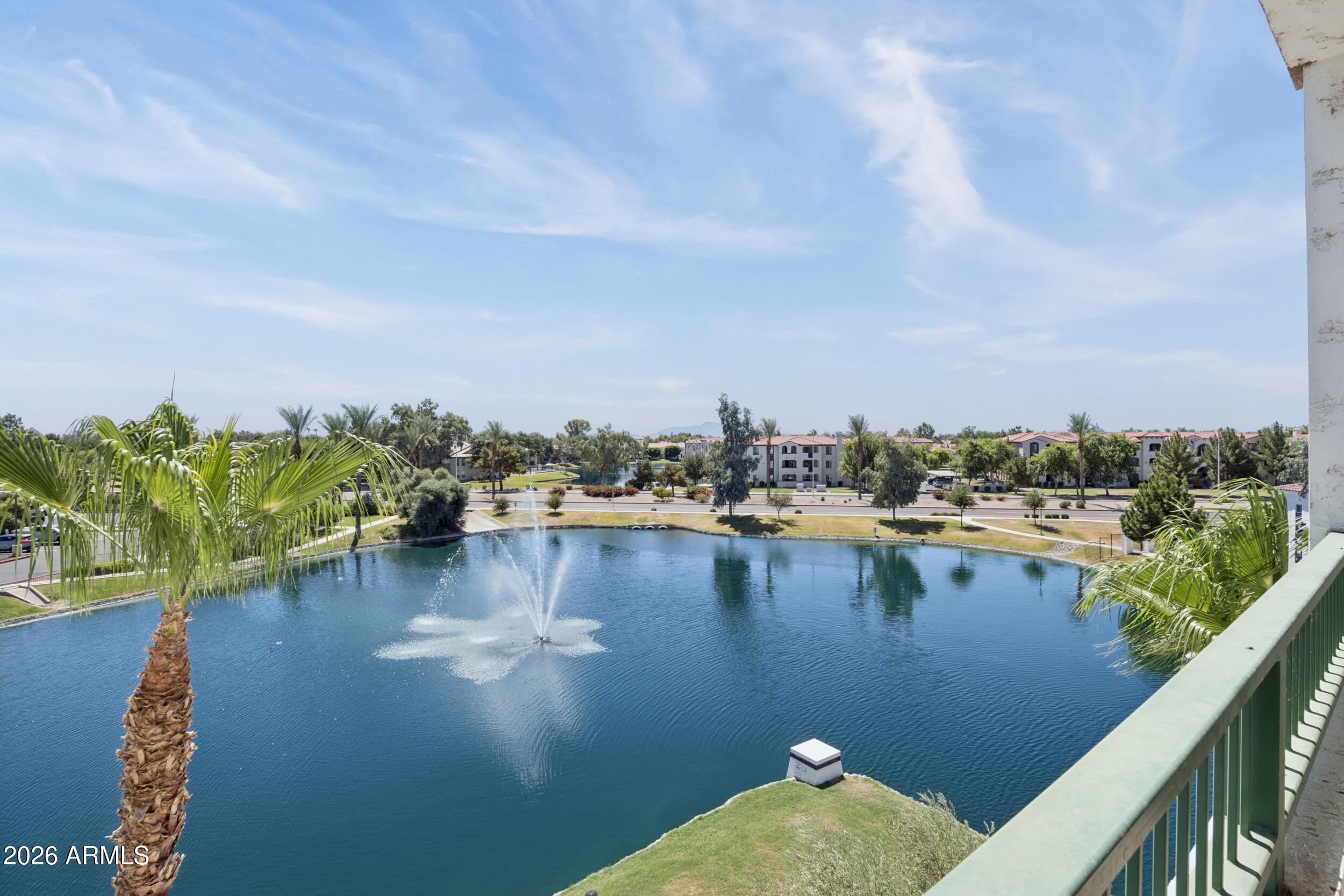 CAYS AT DOWNTOWN OCOTILLO CONDOMINIUM AMD REPLAT - Residential