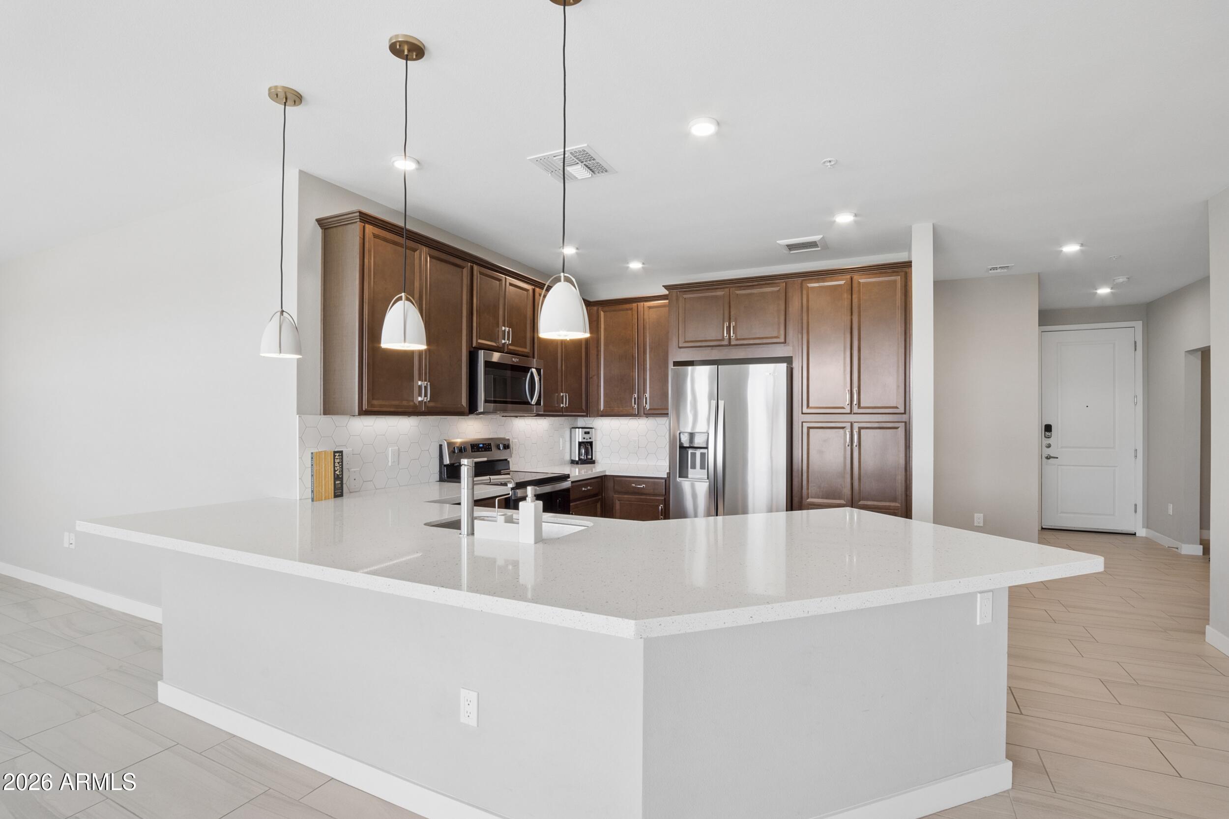 CAYS AT DOWNTOWN OCOTILLO CONDOMINIUM AMD REPLAT - Residential