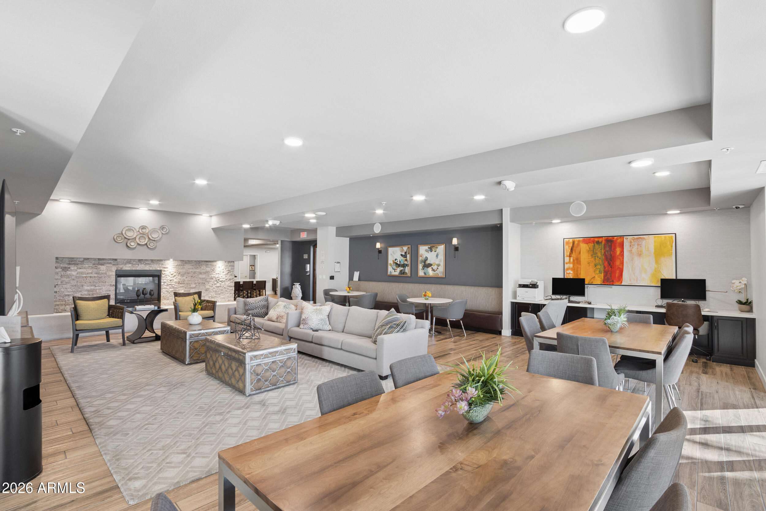 CAYS AT DOWNTOWN OCOTILLO CONDOMINIUM AMD REPLAT - Residential