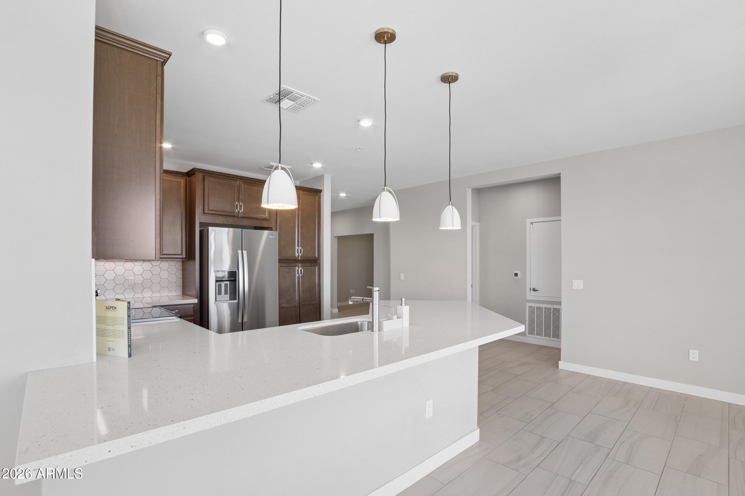 CAYS AT DOWNTOWN OCOTILLO CONDOMINIUM AMD REPLAT - Residential