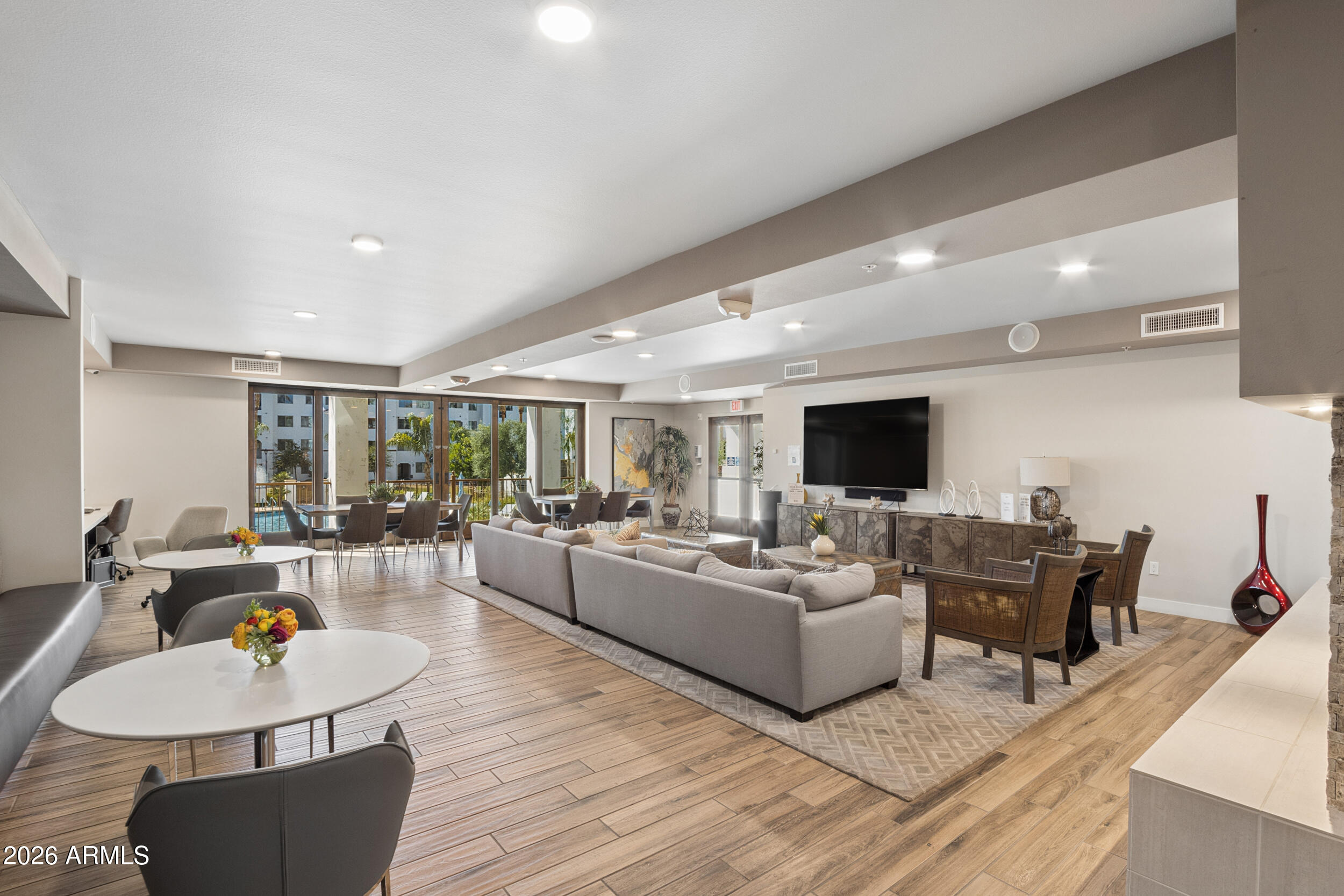 CAYS AT DOWNTOWN OCOTILLO CONDOMINIUM AMD REPLAT - Residential