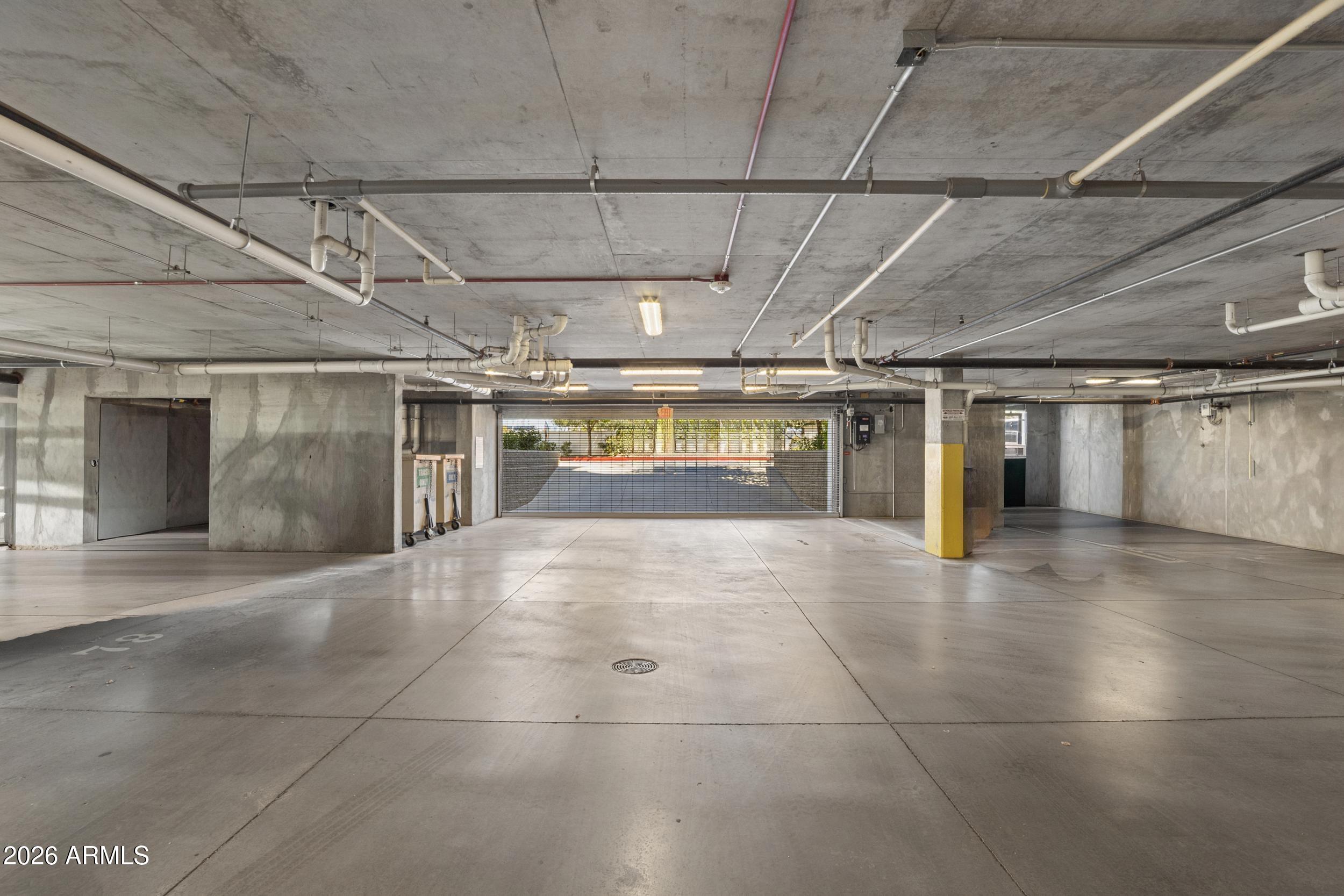 CAYS AT DOWNTOWN OCOTILLO CONDOMINIUM AMD REPLAT - Residential