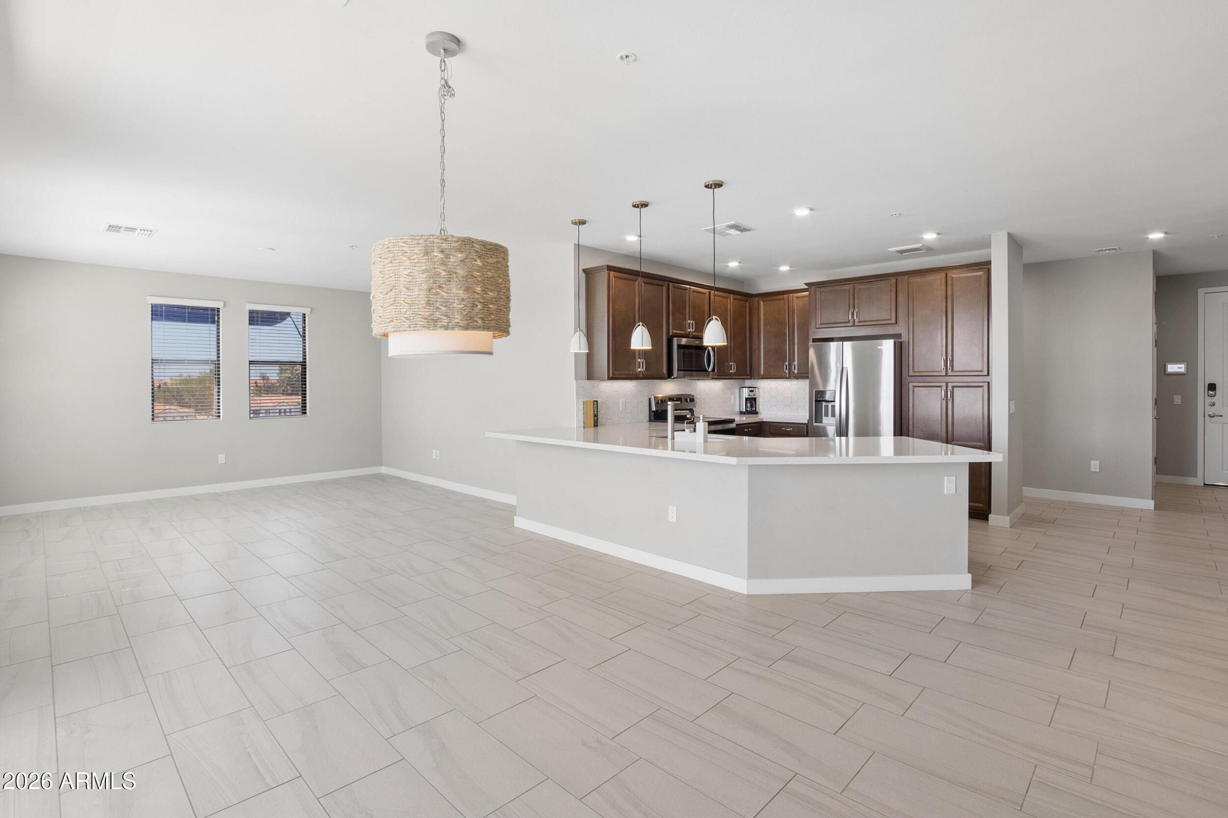 CAYS AT DOWNTOWN OCOTILLO CONDOMINIUM AMD REPLAT - Residential