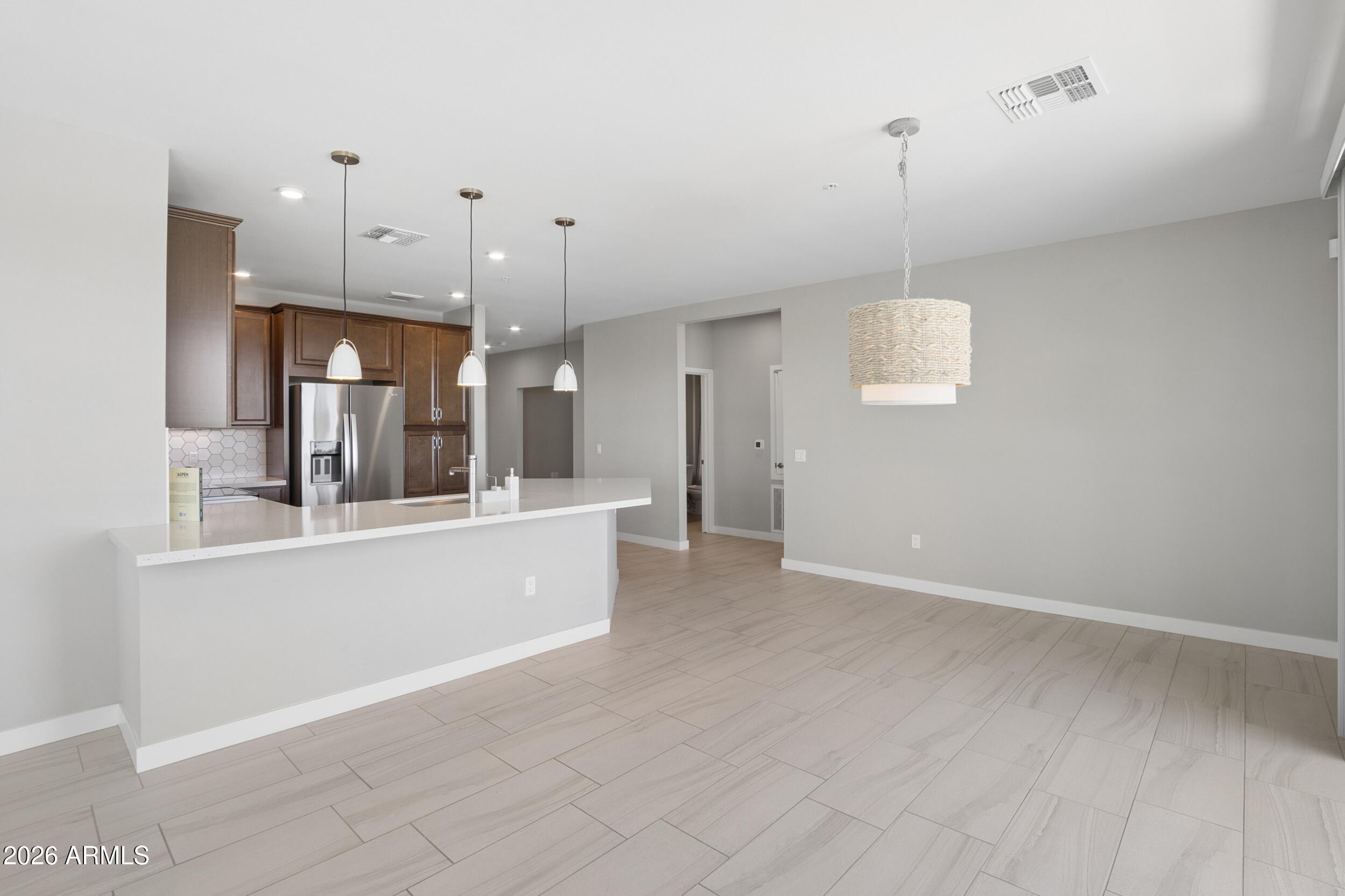 CAYS AT DOWNTOWN OCOTILLO CONDOMINIUM AMD REPLAT - Residential