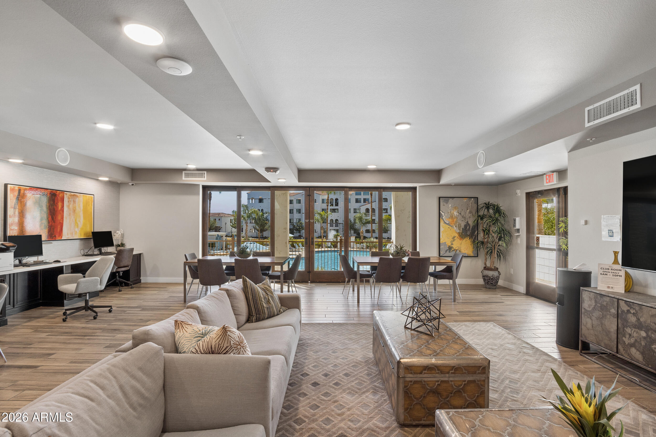 CAYS AT DOWNTOWN OCOTILLO CONDOMINIUM AMD REPLAT - Residential