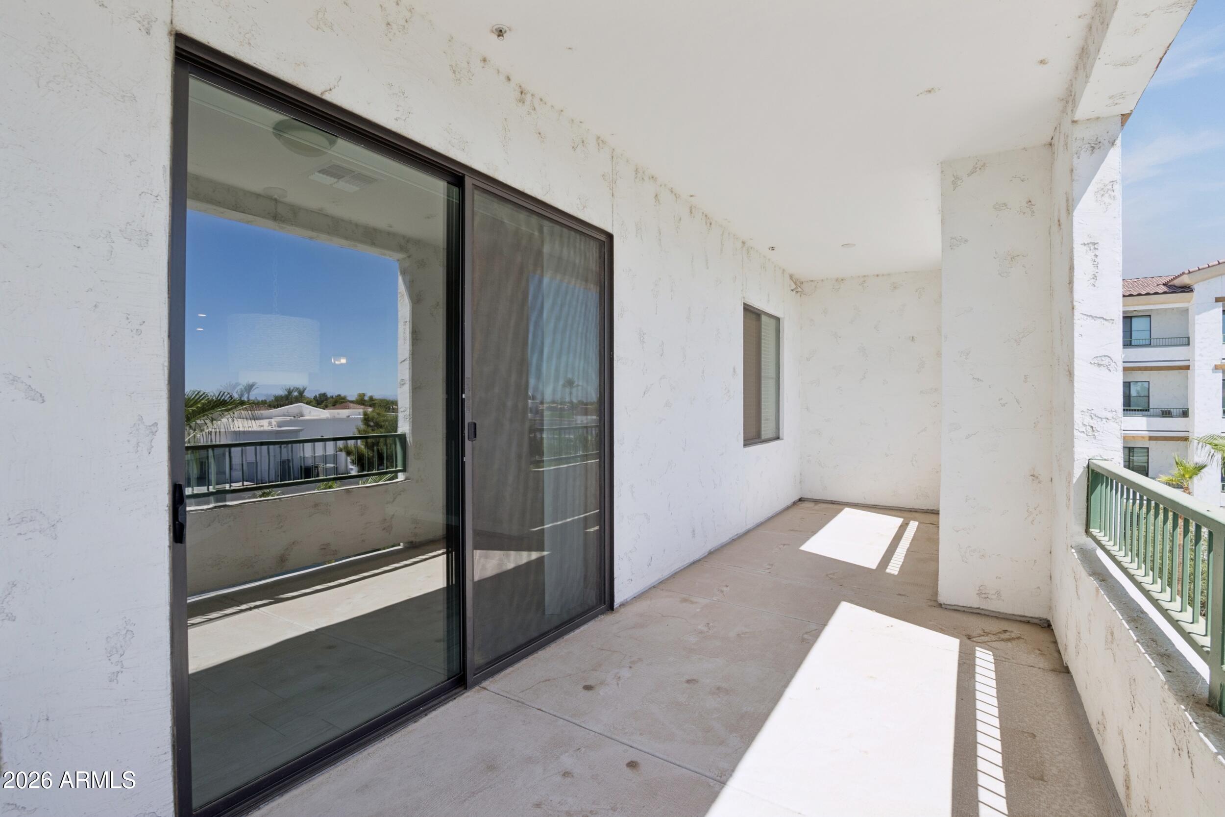 CAYS AT DOWNTOWN OCOTILLO CONDOMINIUM AMD REPLAT - Residential