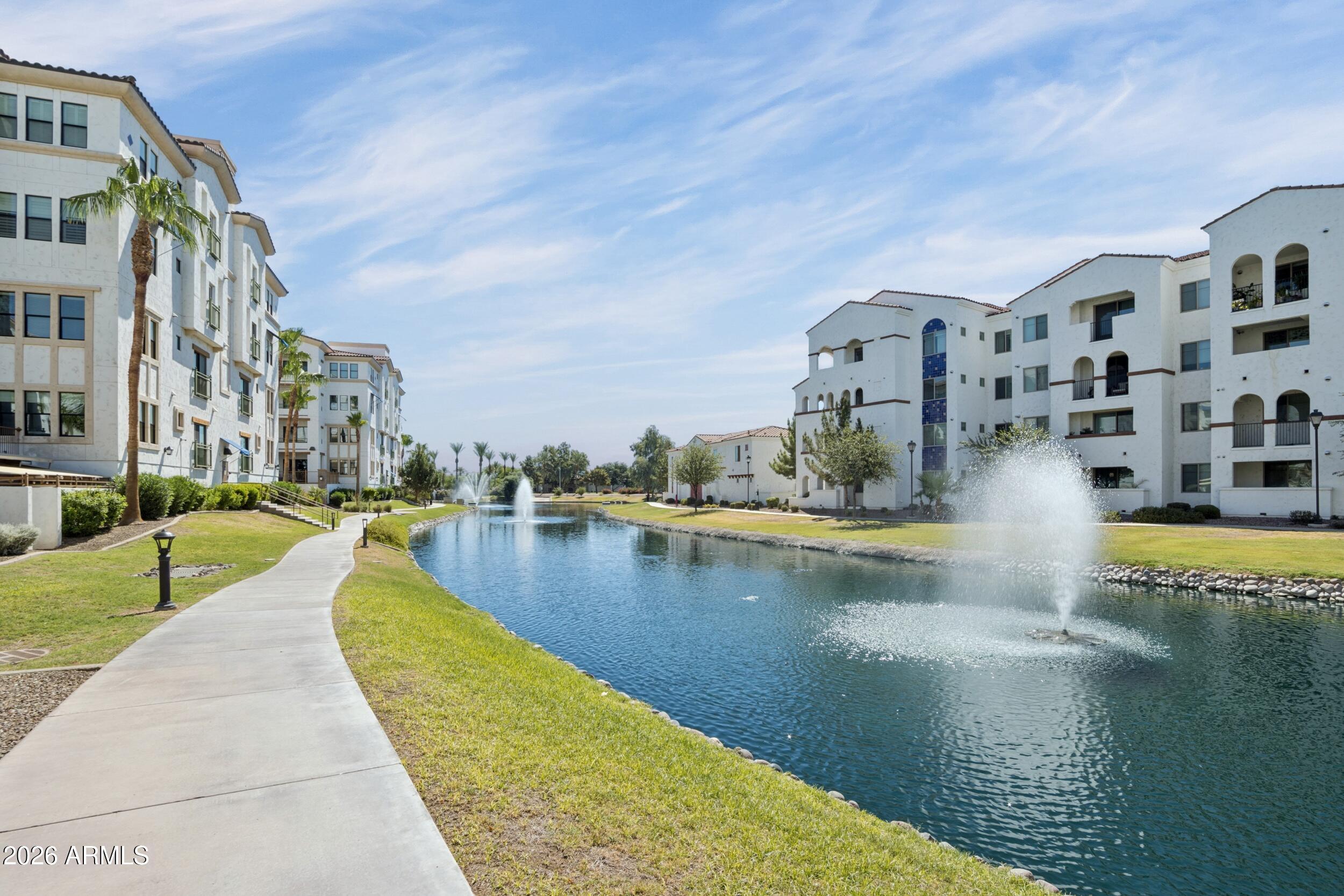 CAYS AT DOWNTOWN OCOTILLO CONDOMINIUM AMD REPLAT - Residential