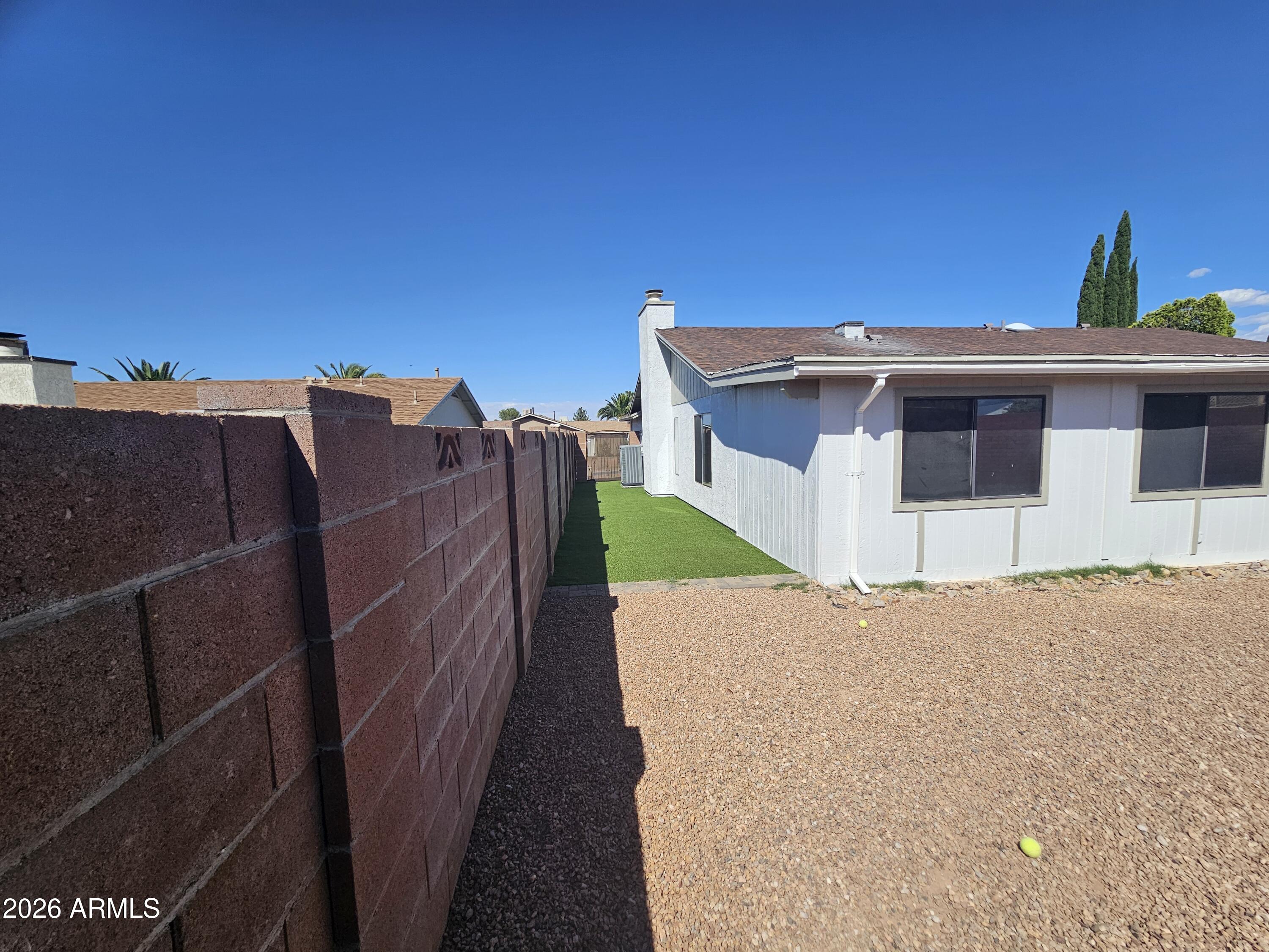 VISTA VILLAGE 6 - Residential