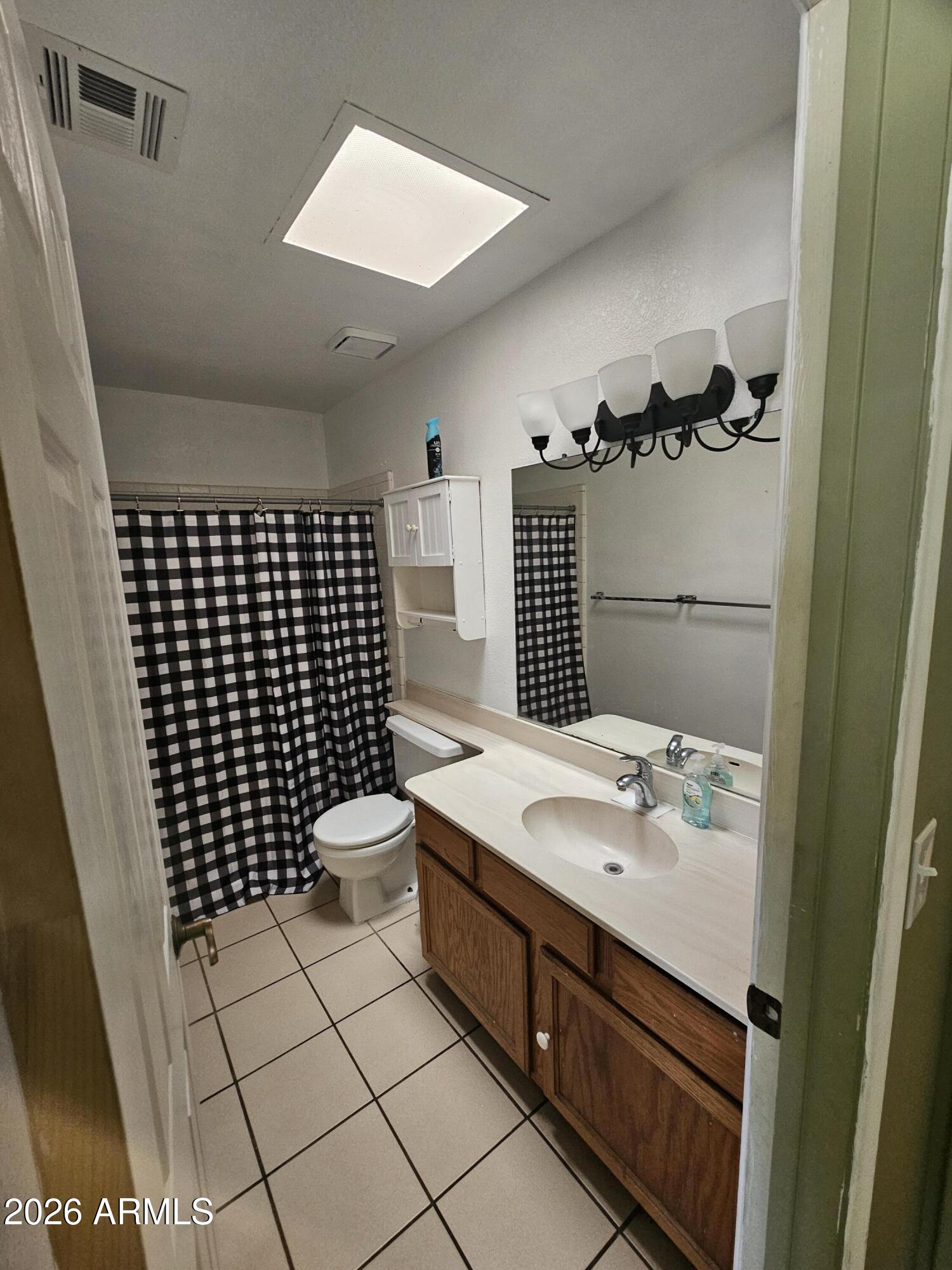 VISTA VILLAGE 6 - Residential