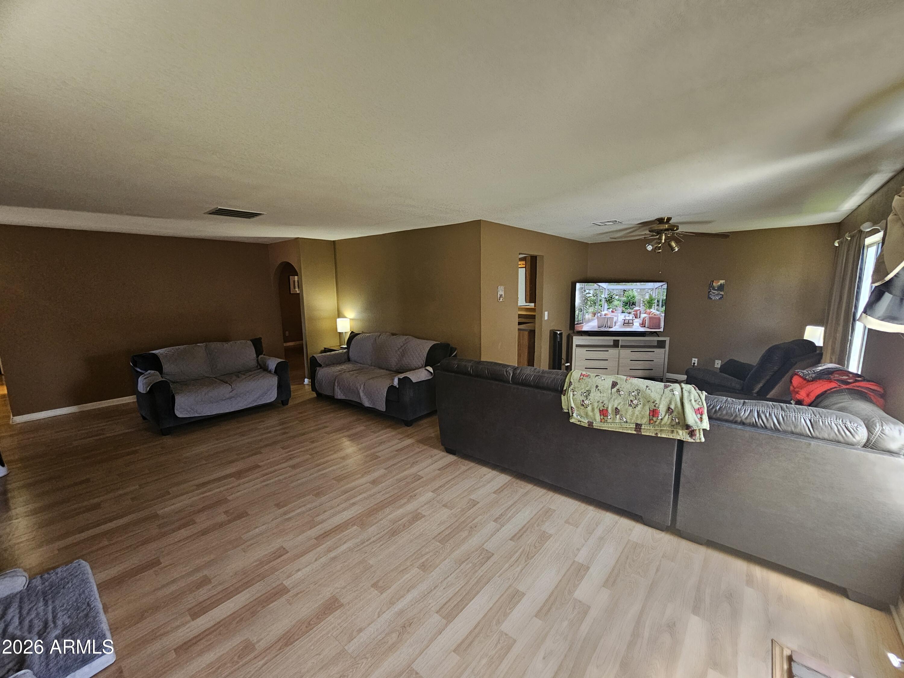 VISTA VILLAGE 6 - Residential