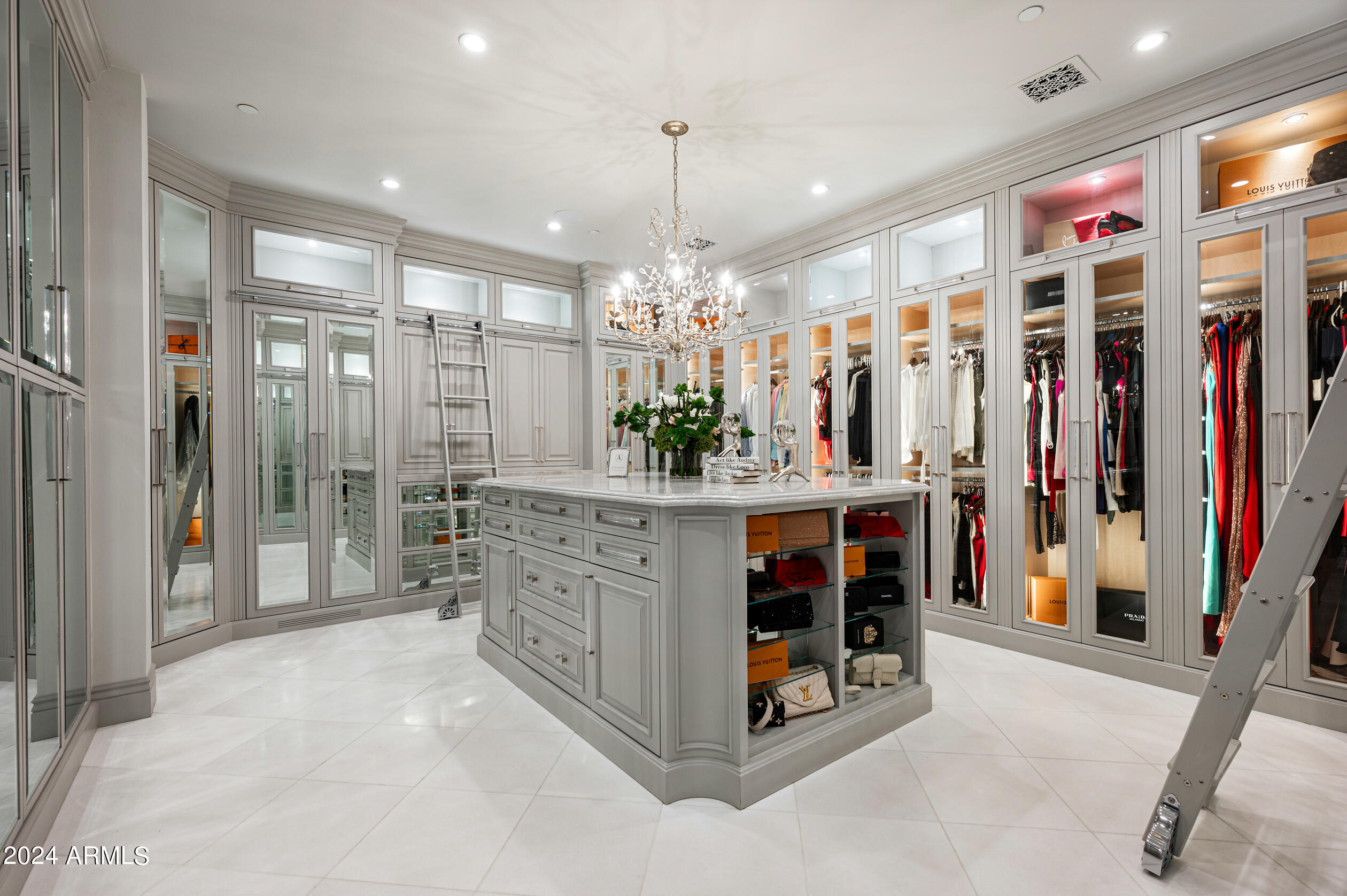 CAMELBACK LANDS - Residential