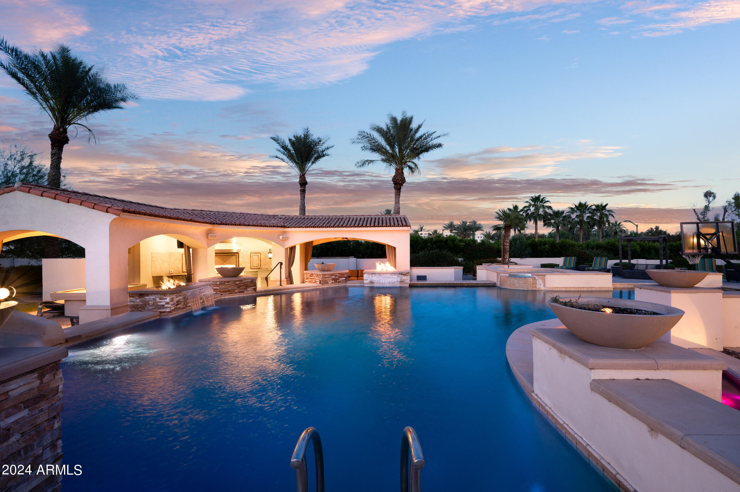 CAMELBACK LANDS - Residential
