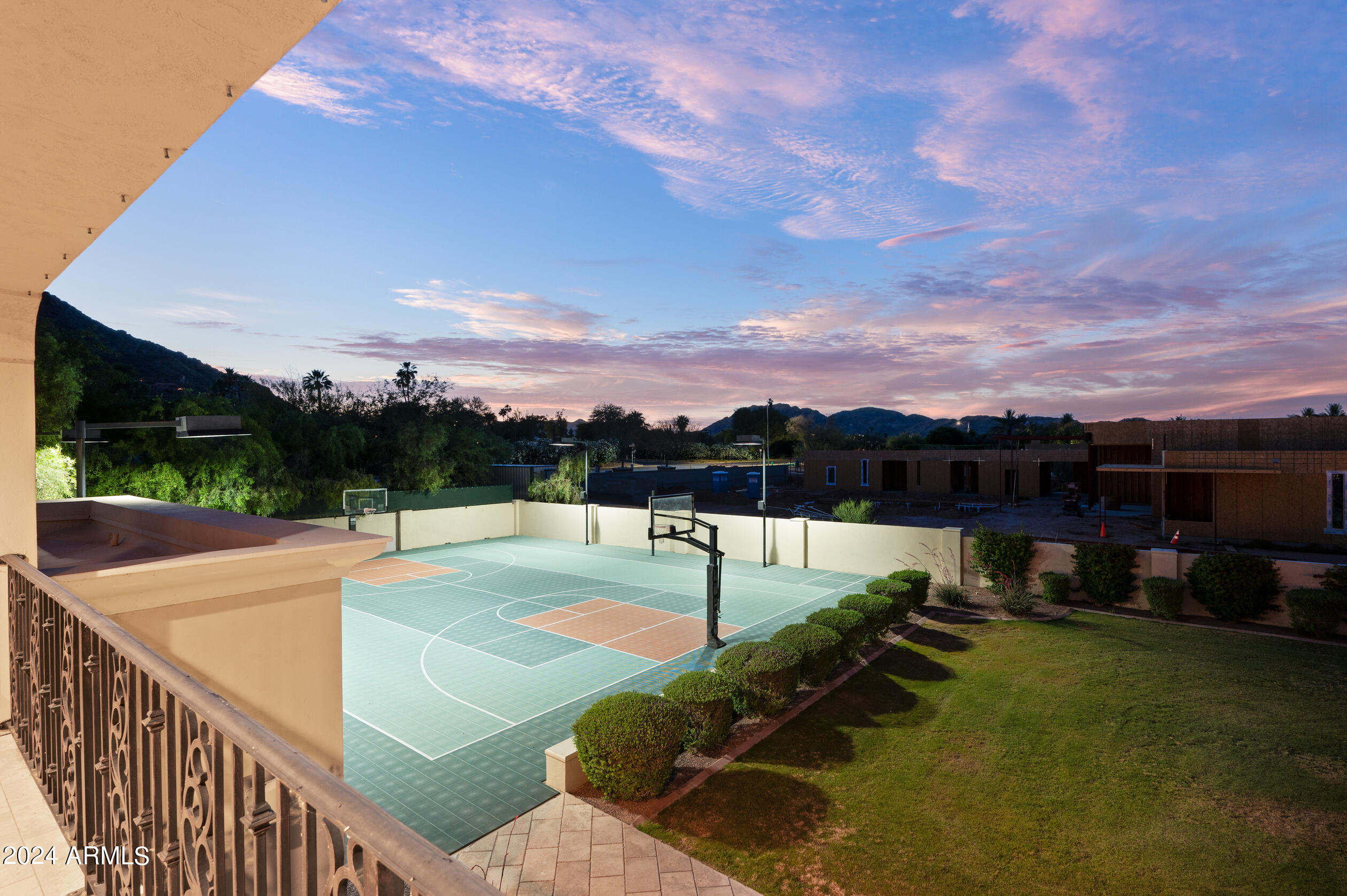 CAMELBACK LANDS - Residential