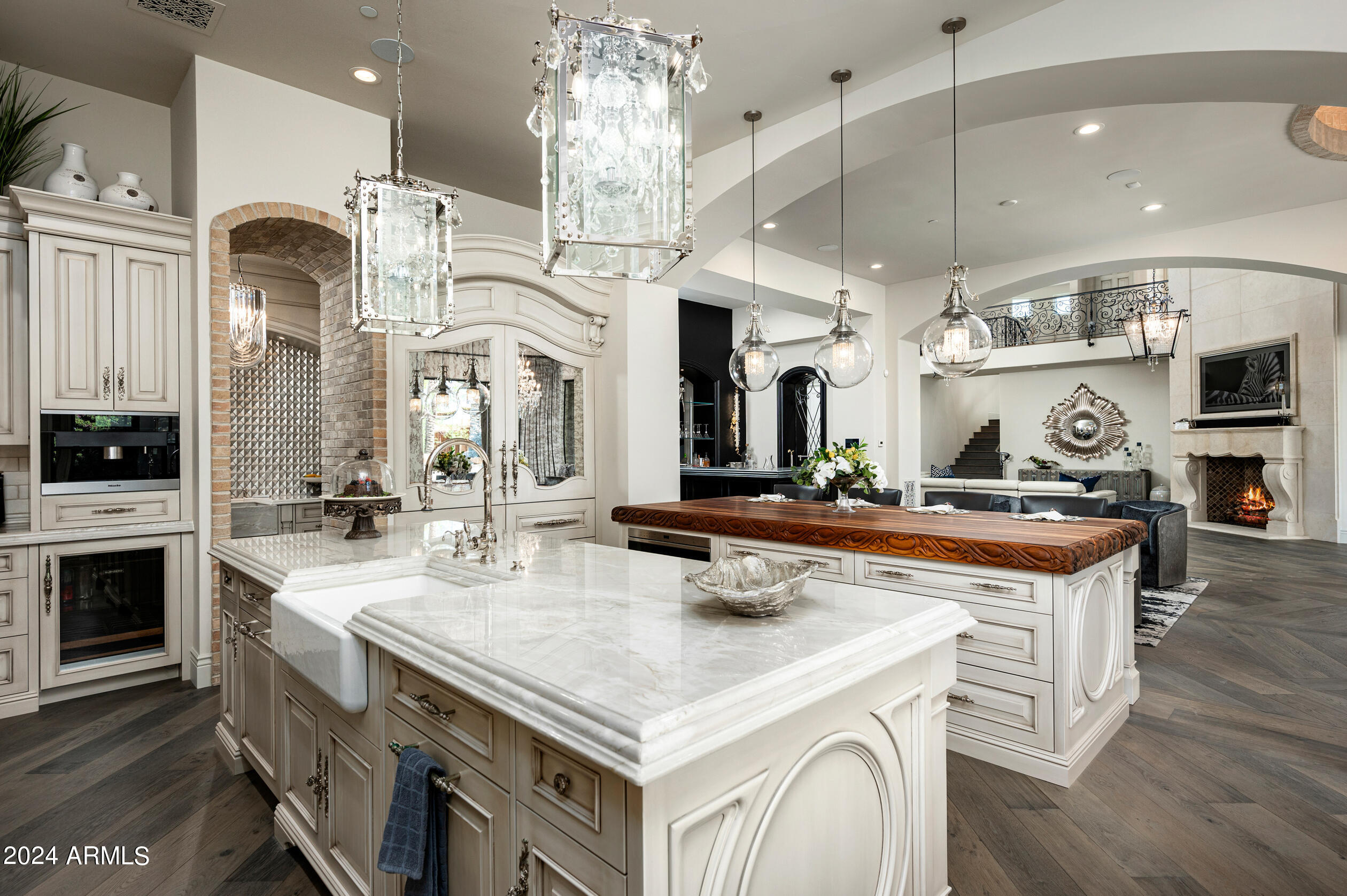 CAMELBACK LANDS - Residential