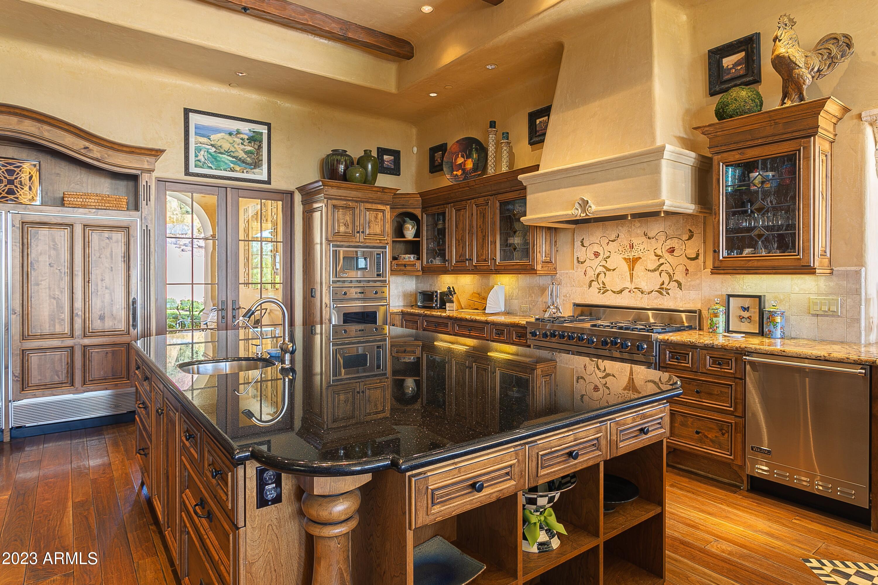 RED ROCK • ARCADIA - Residential