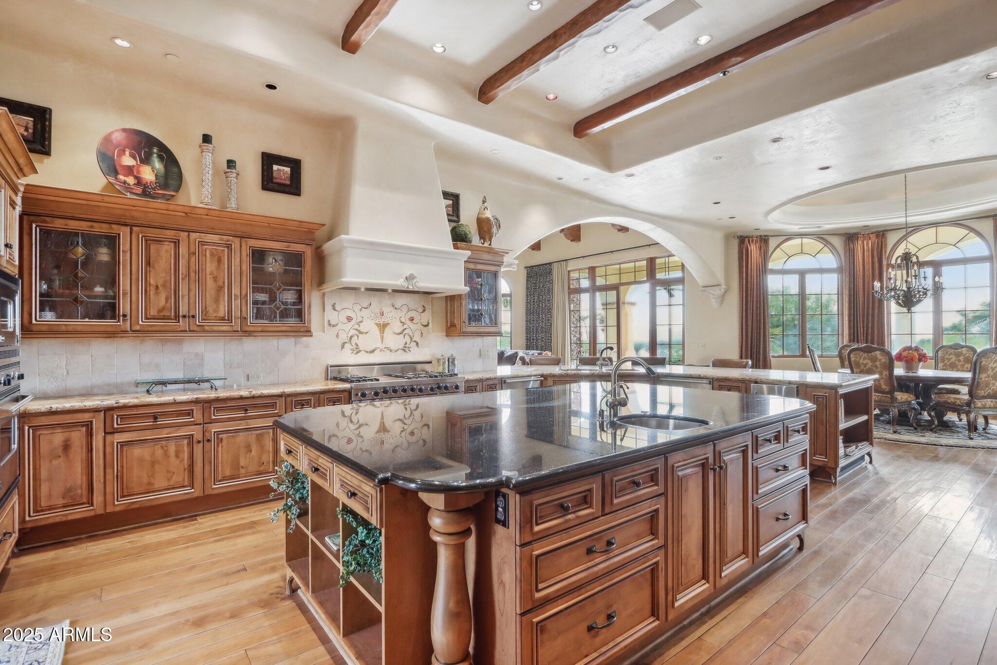 RED ROCK • ARCADIA - Residential