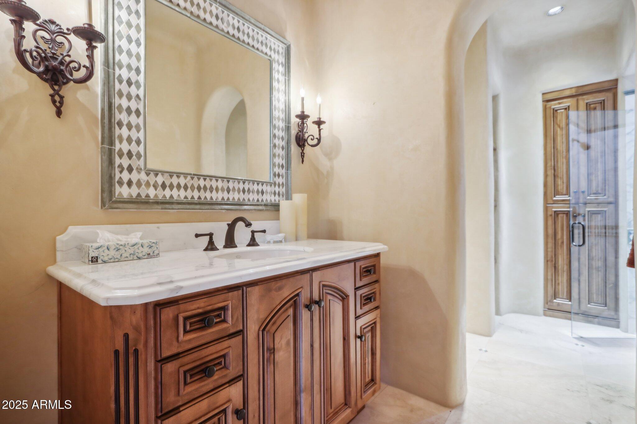 RED ROCK • ARCADIA - Residential