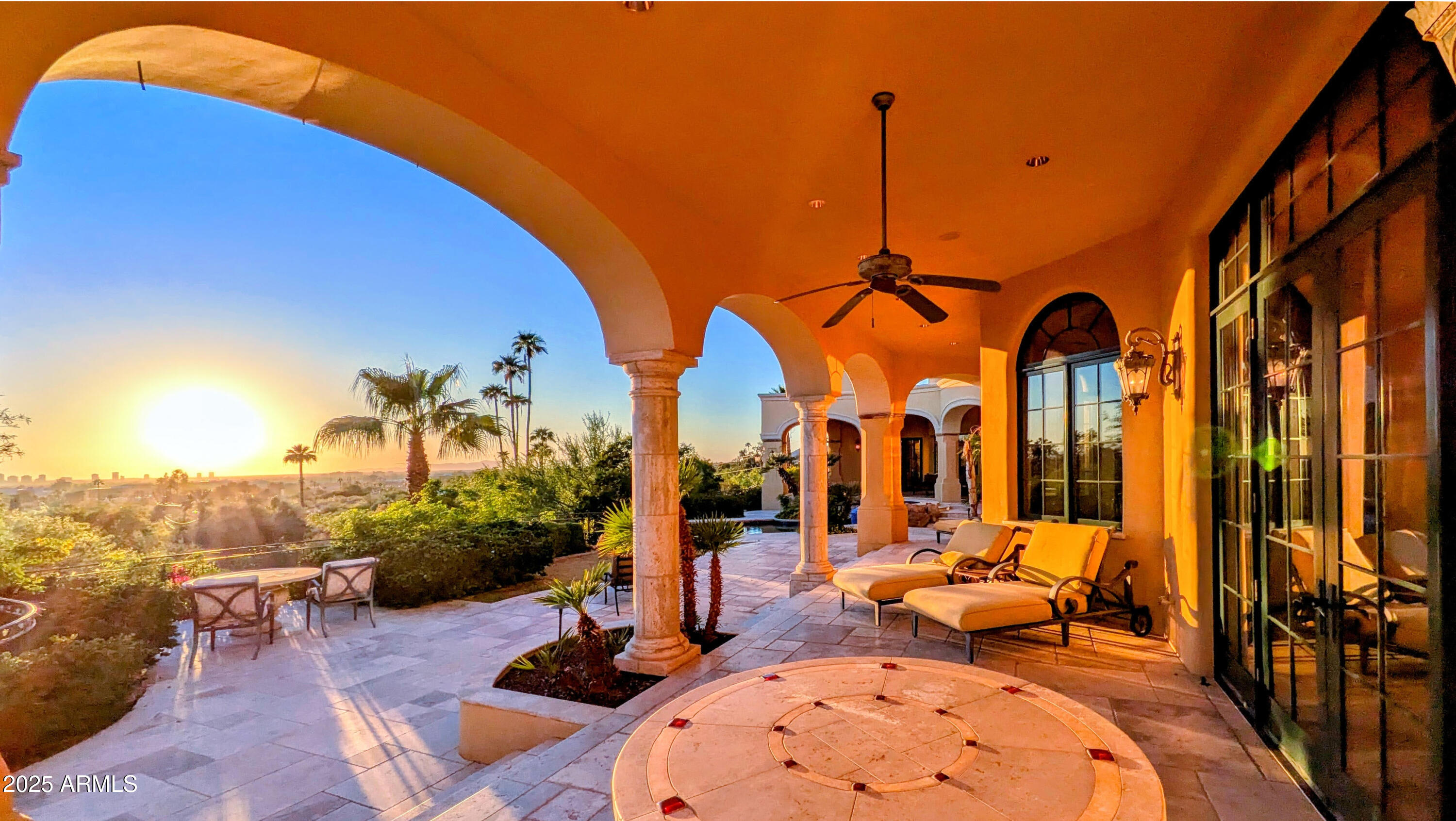 RED ROCK • ARCADIA - Residential